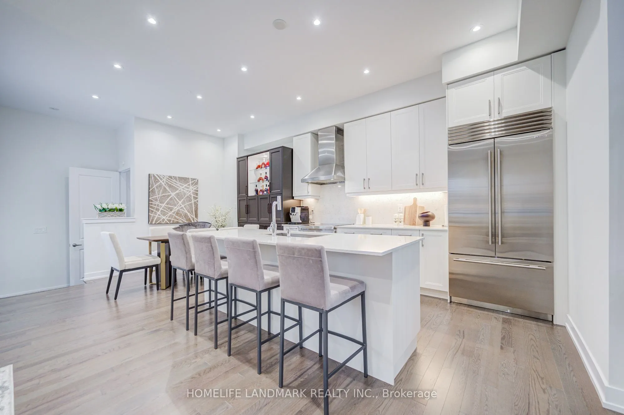 33 Golden Fern Street
