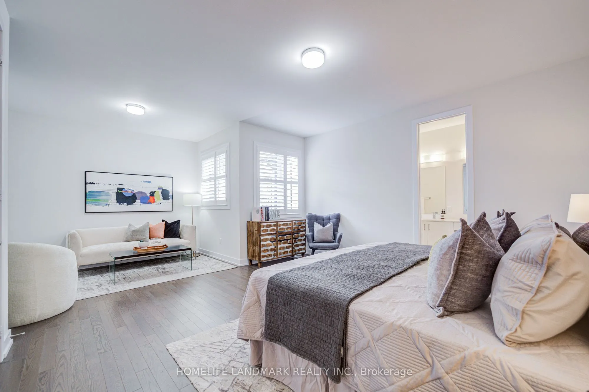 33 Golden Fern Street