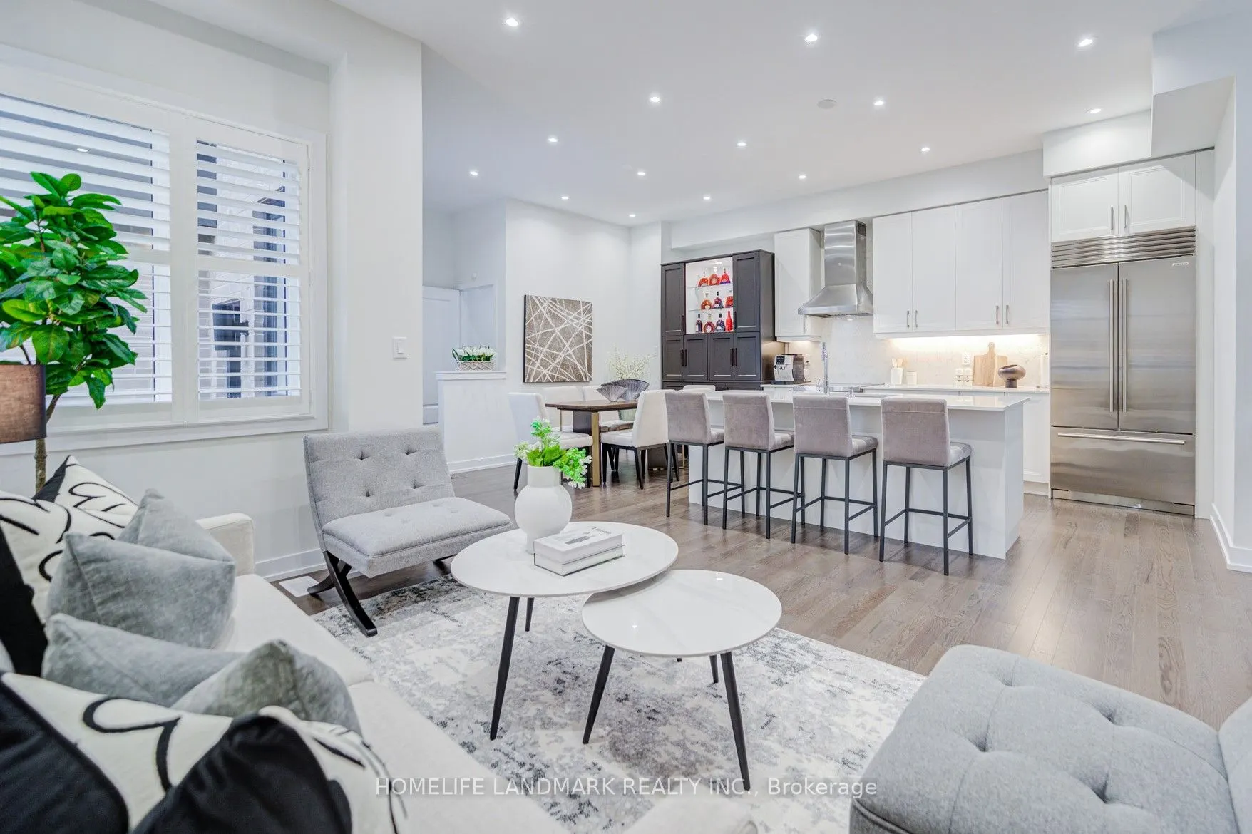 33 Golden Fern Street