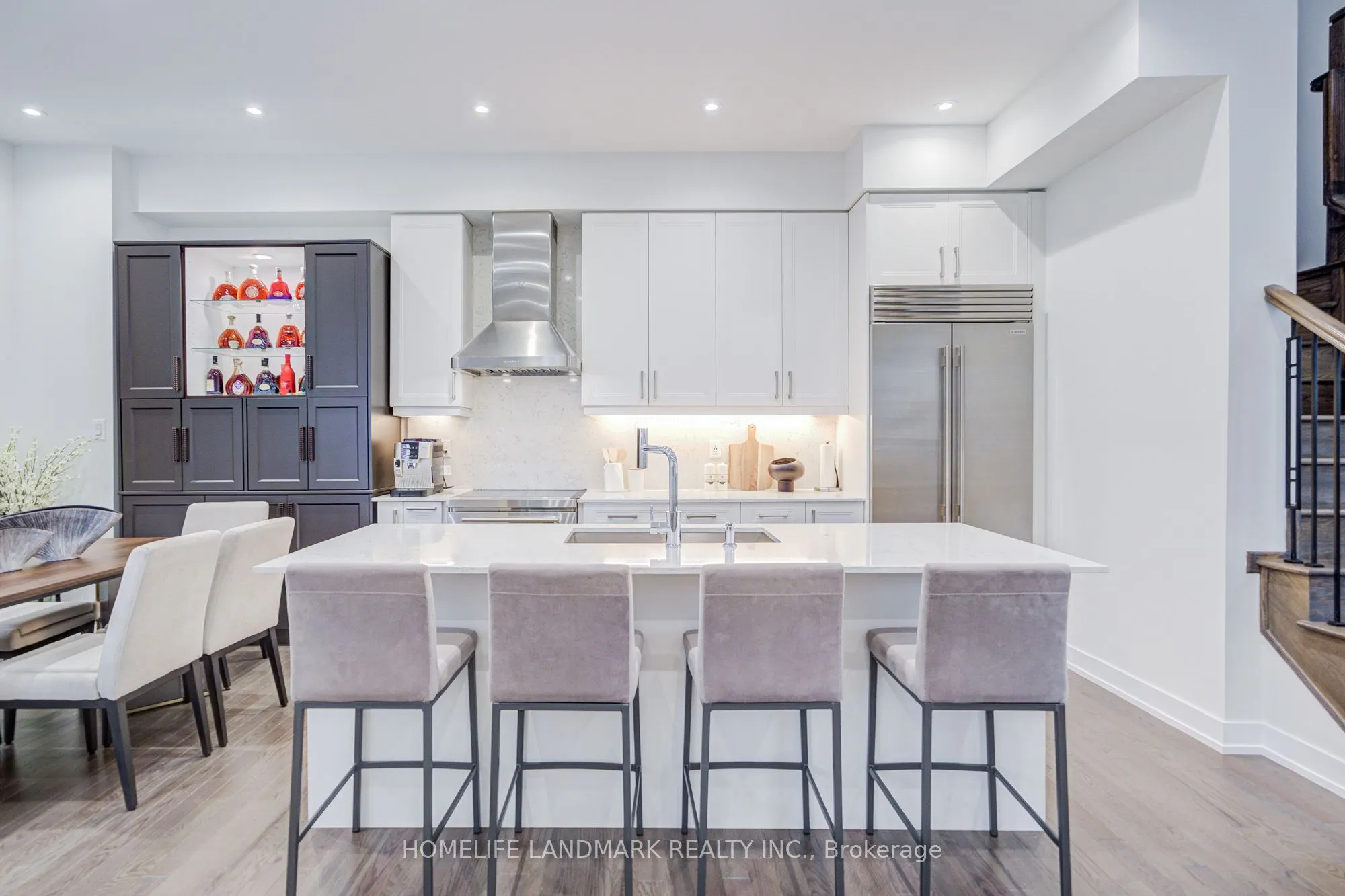 33 Golden Fern Street