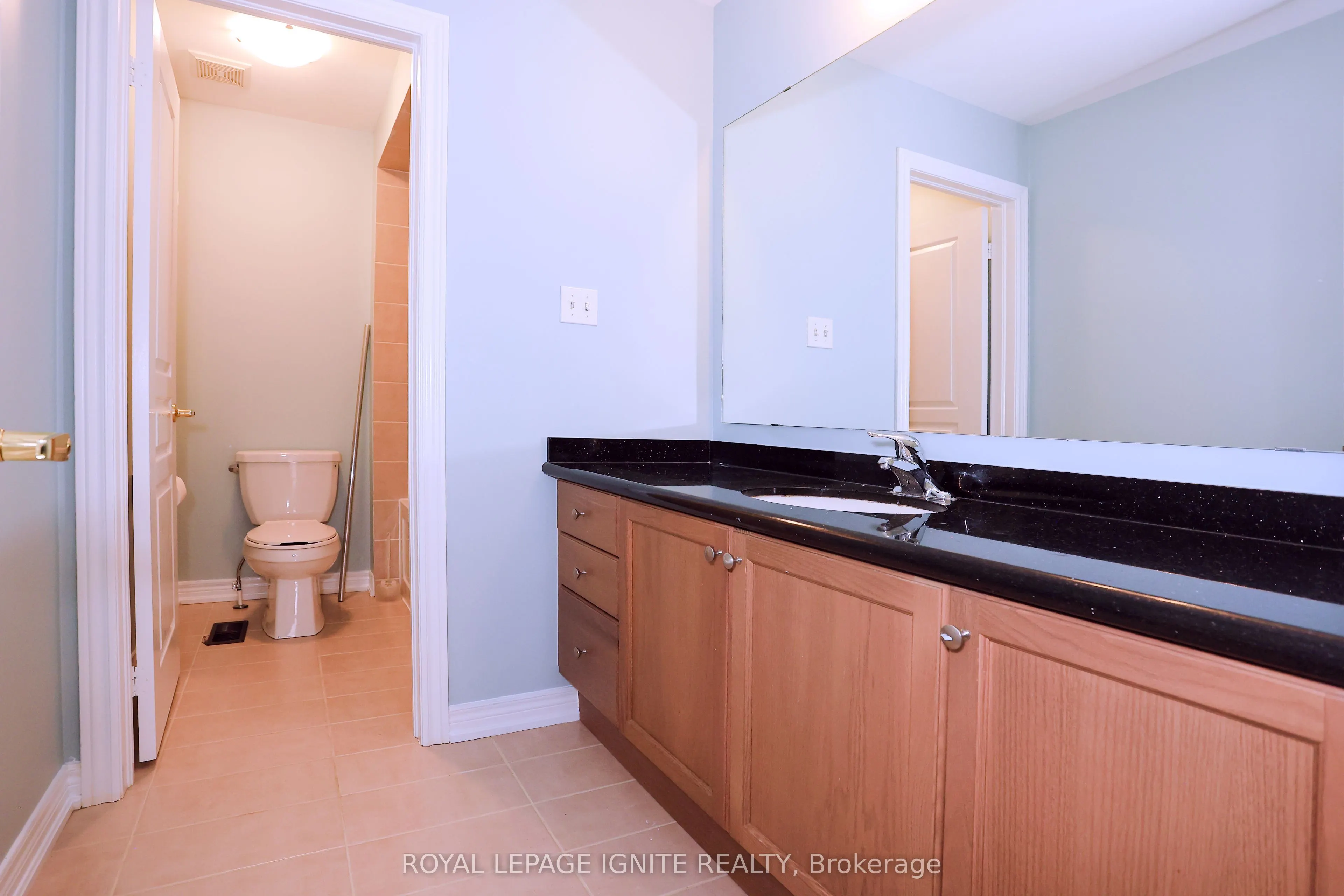 77 Frederick Stamm Crescent