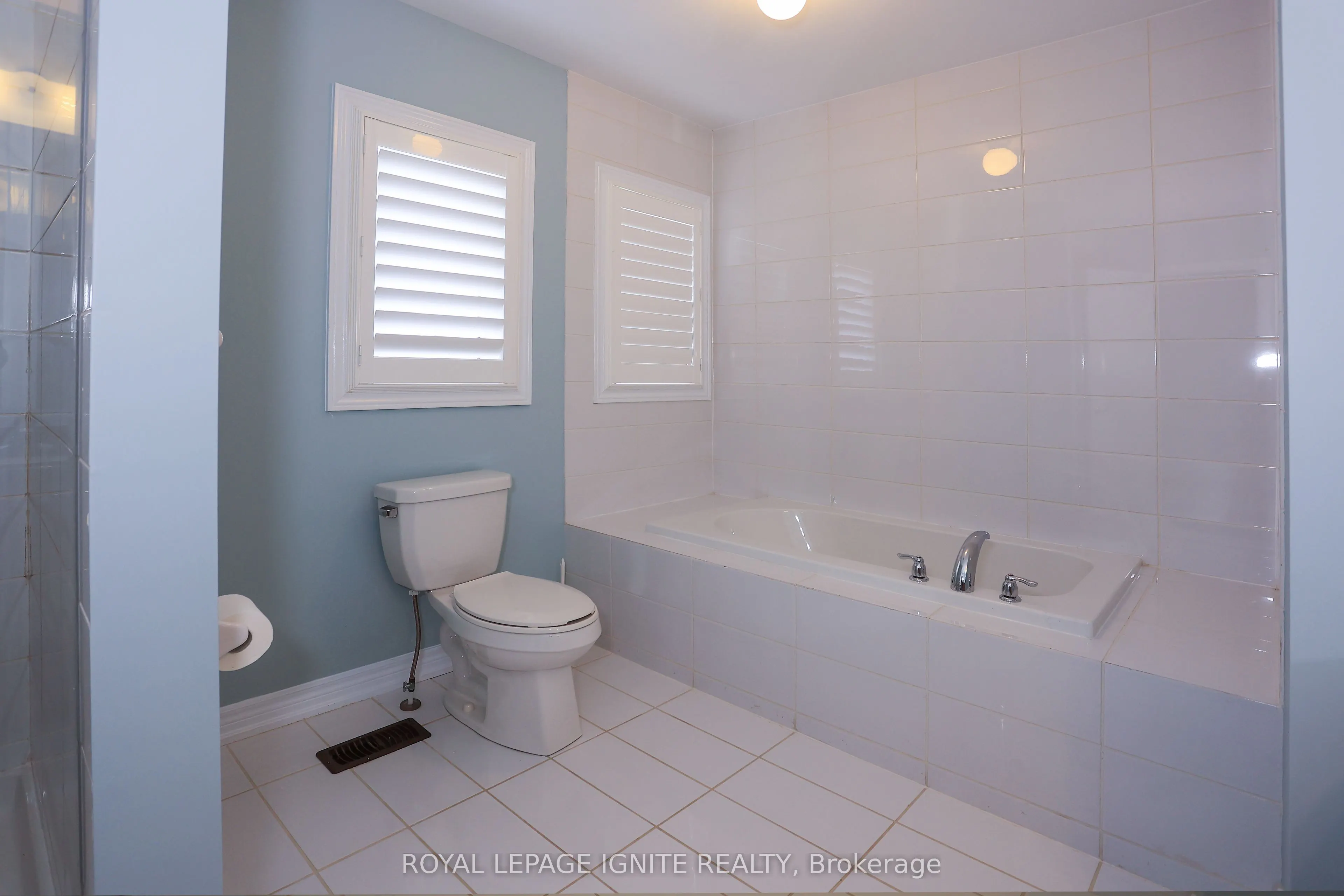 77 Frederick Stamm Crescent