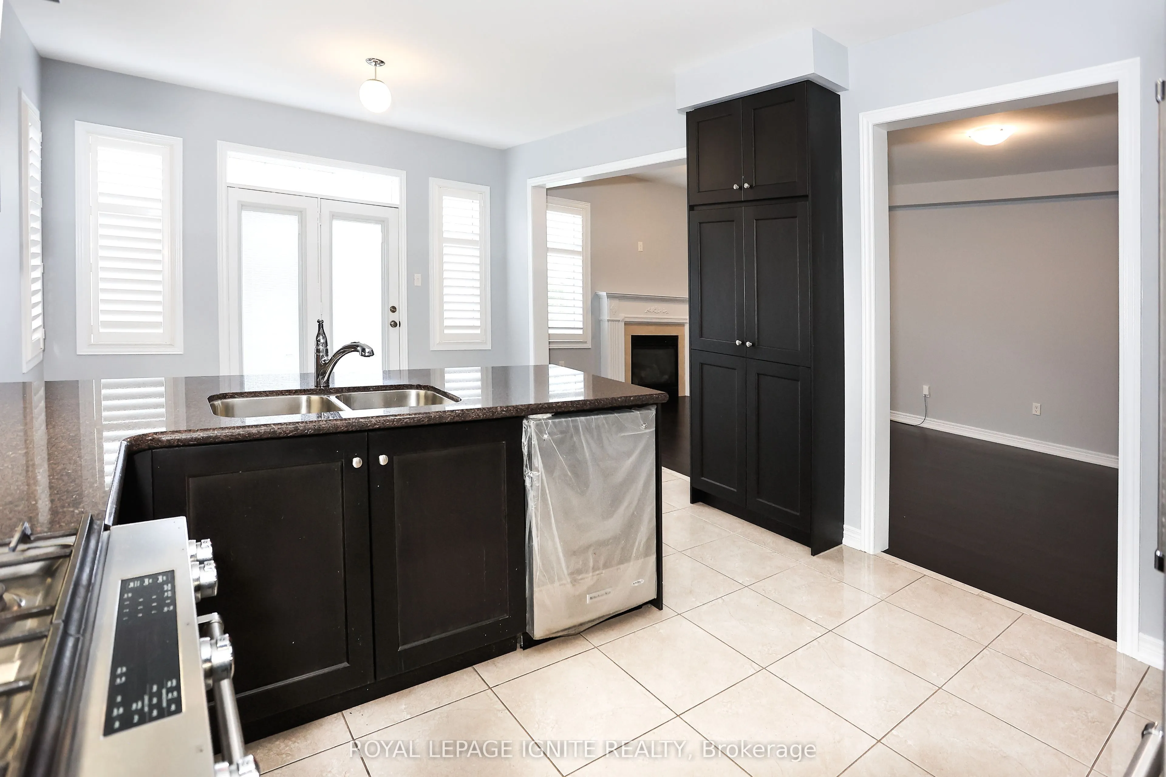 77 Frederick Stamm Crescent