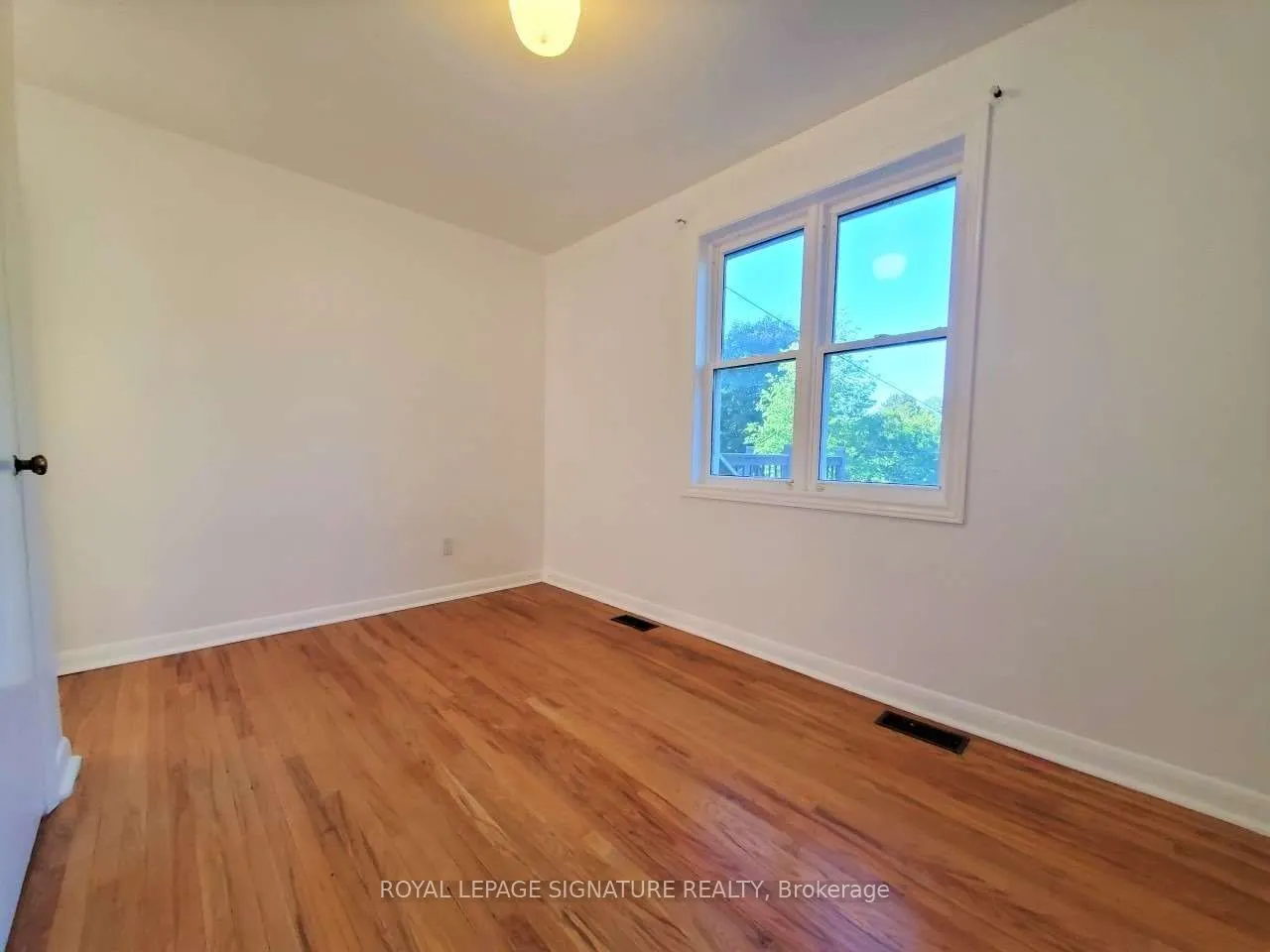 11 Patrick Drive, #Main
