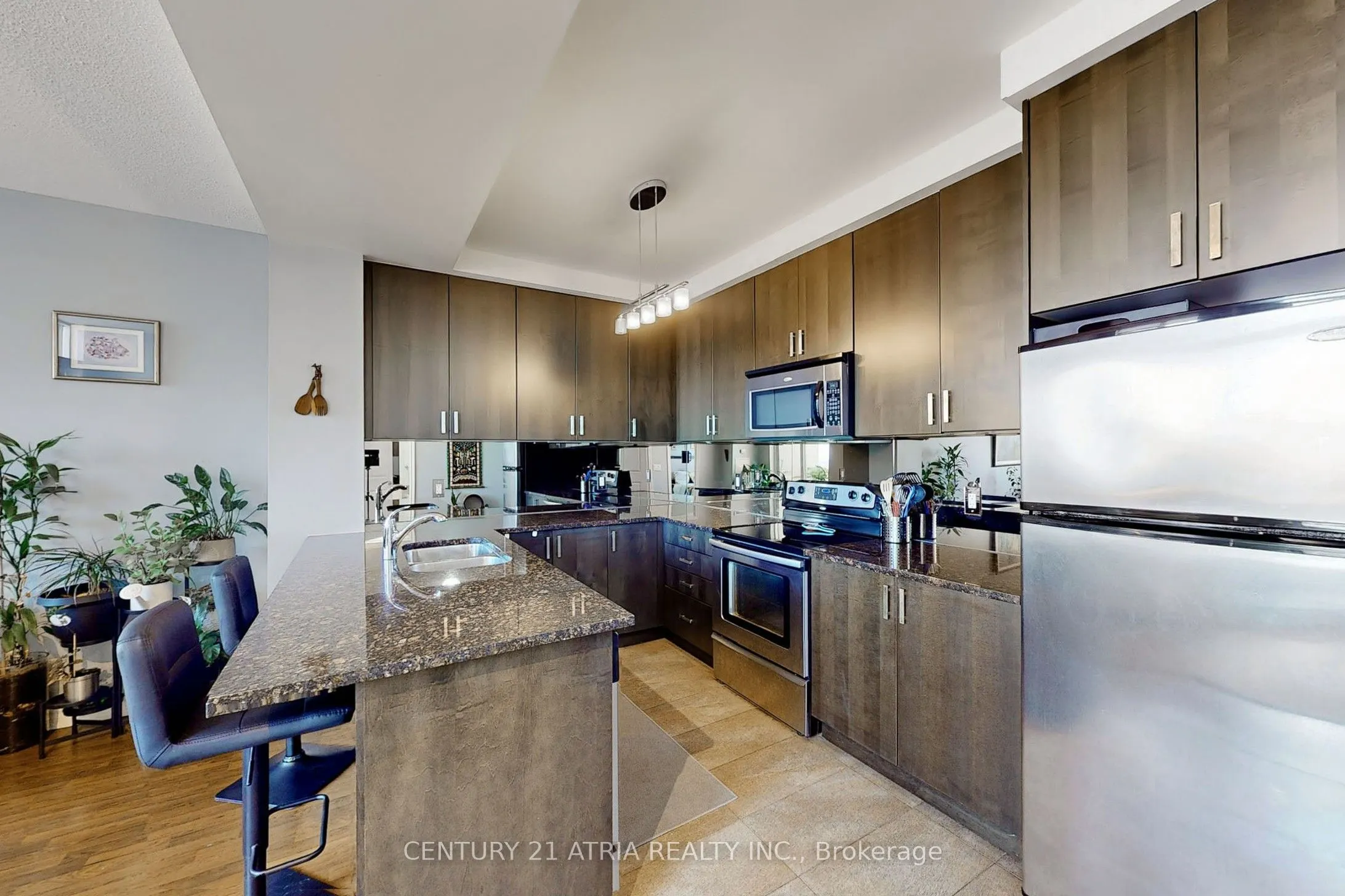 9235 Jane Street, #1609