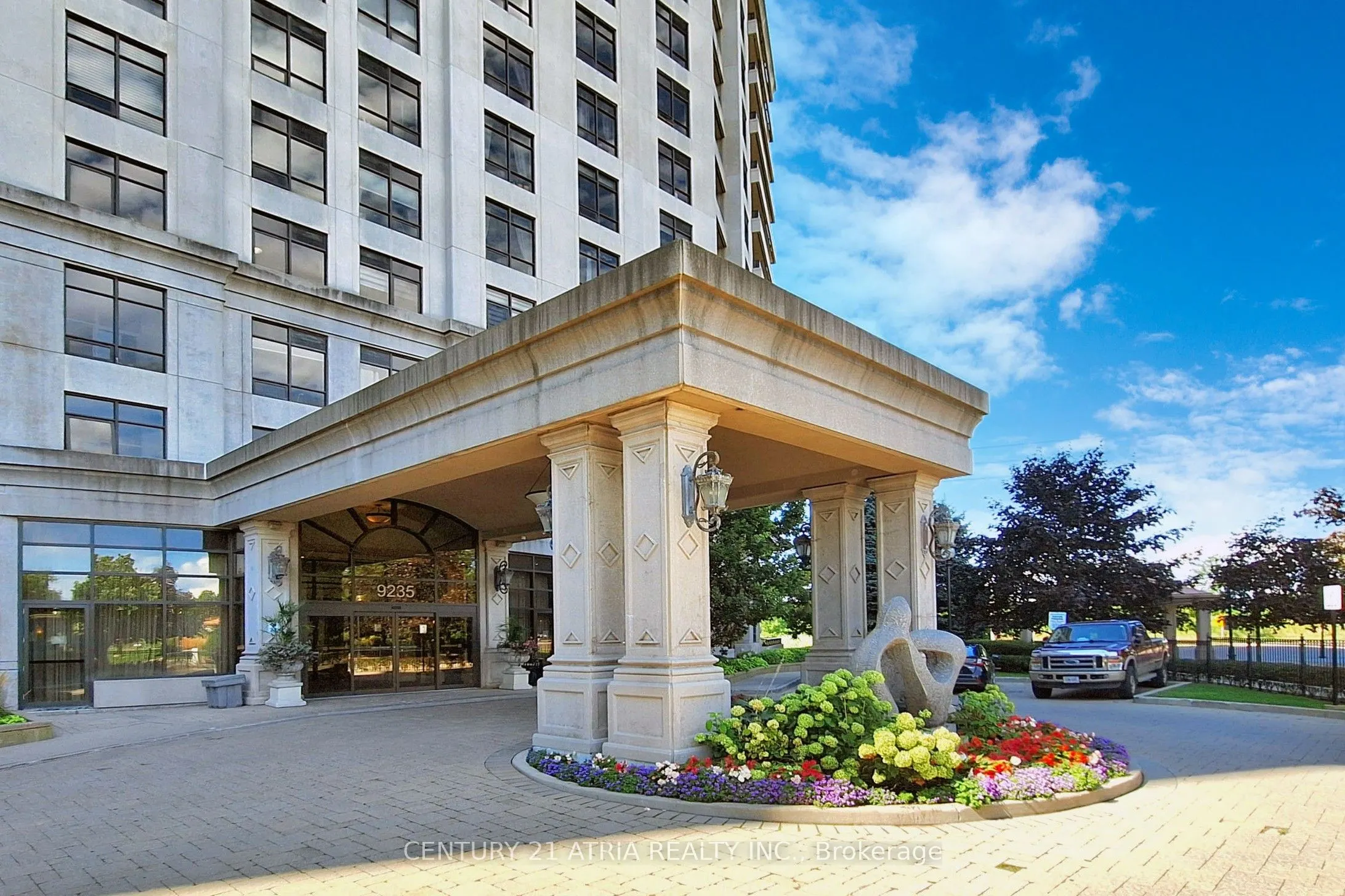 9235 Jane Street, #1609