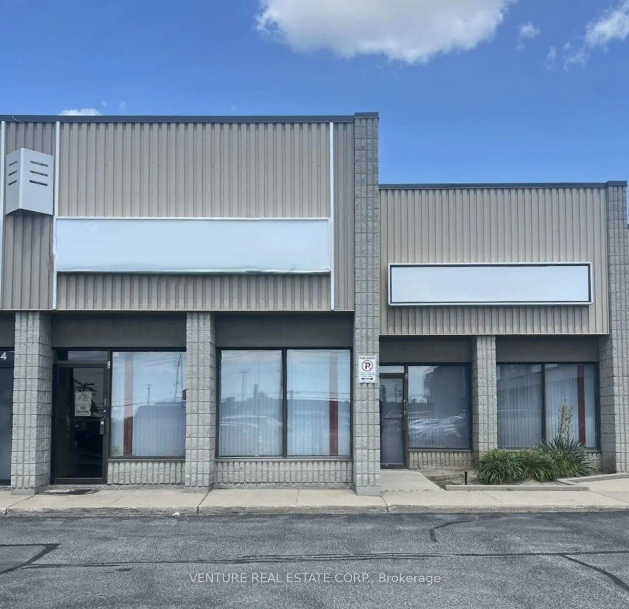 4300 Steeles Avenue, #15 & 16