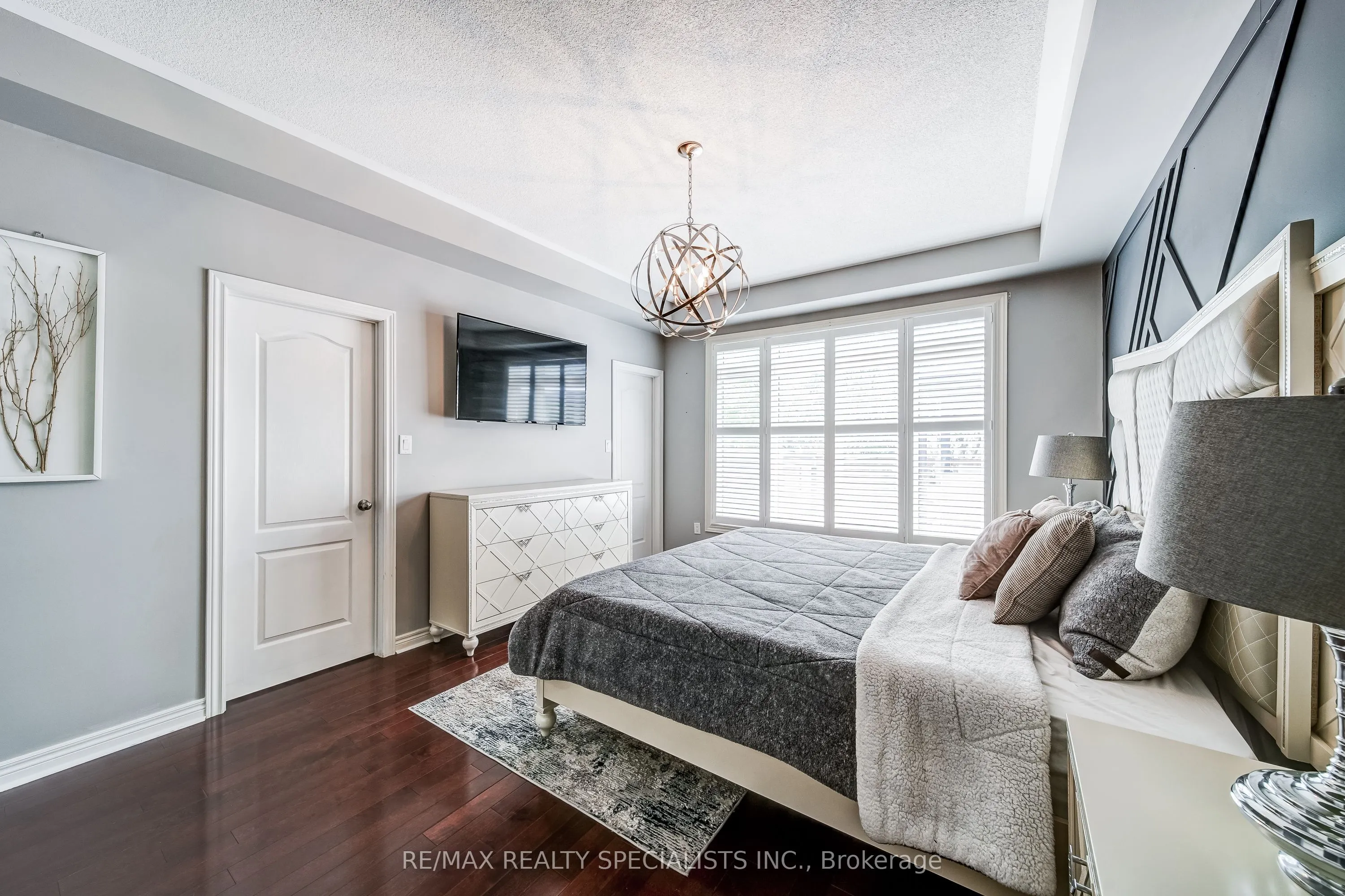 81 Corwin Drive