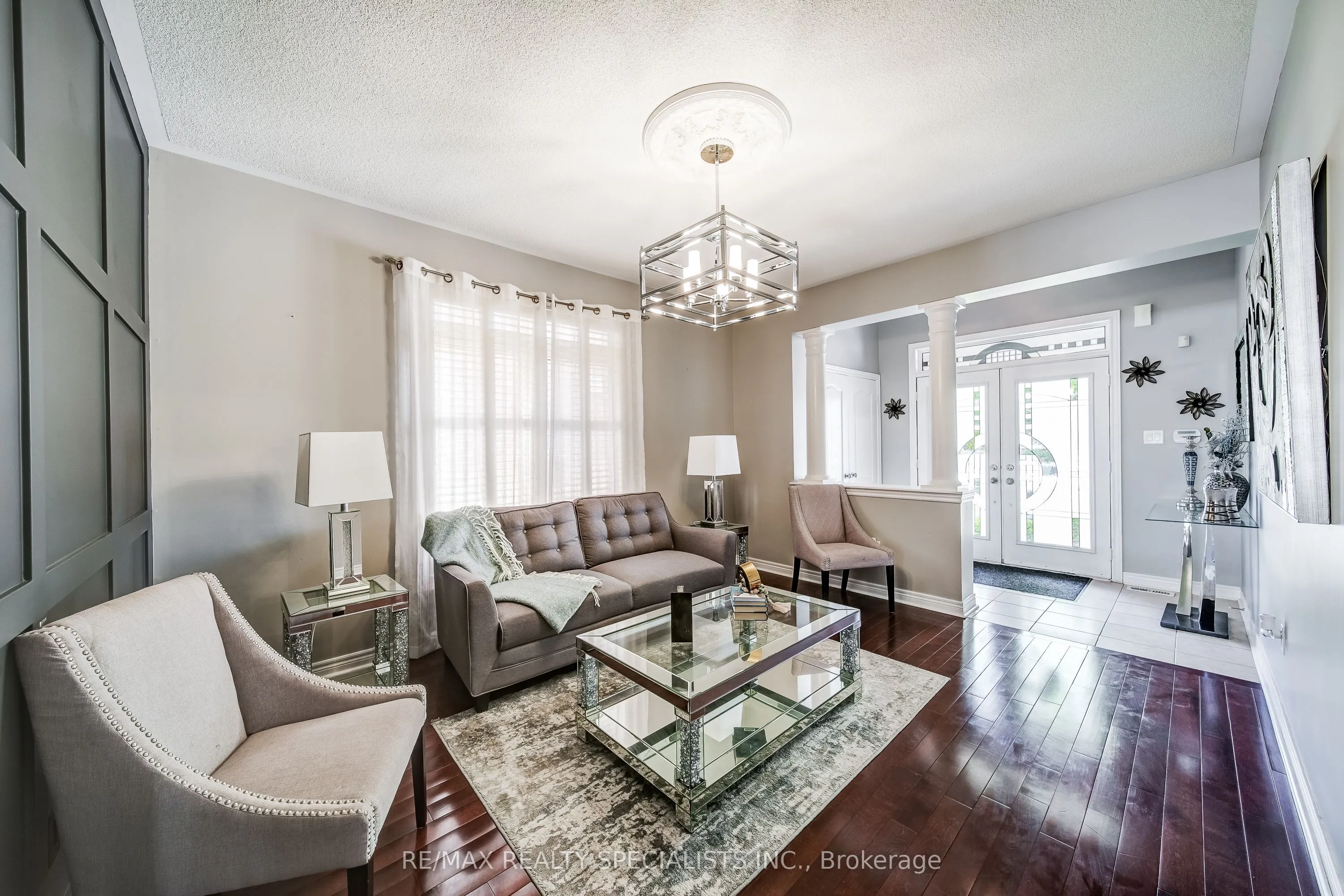 81 Corwin Drive