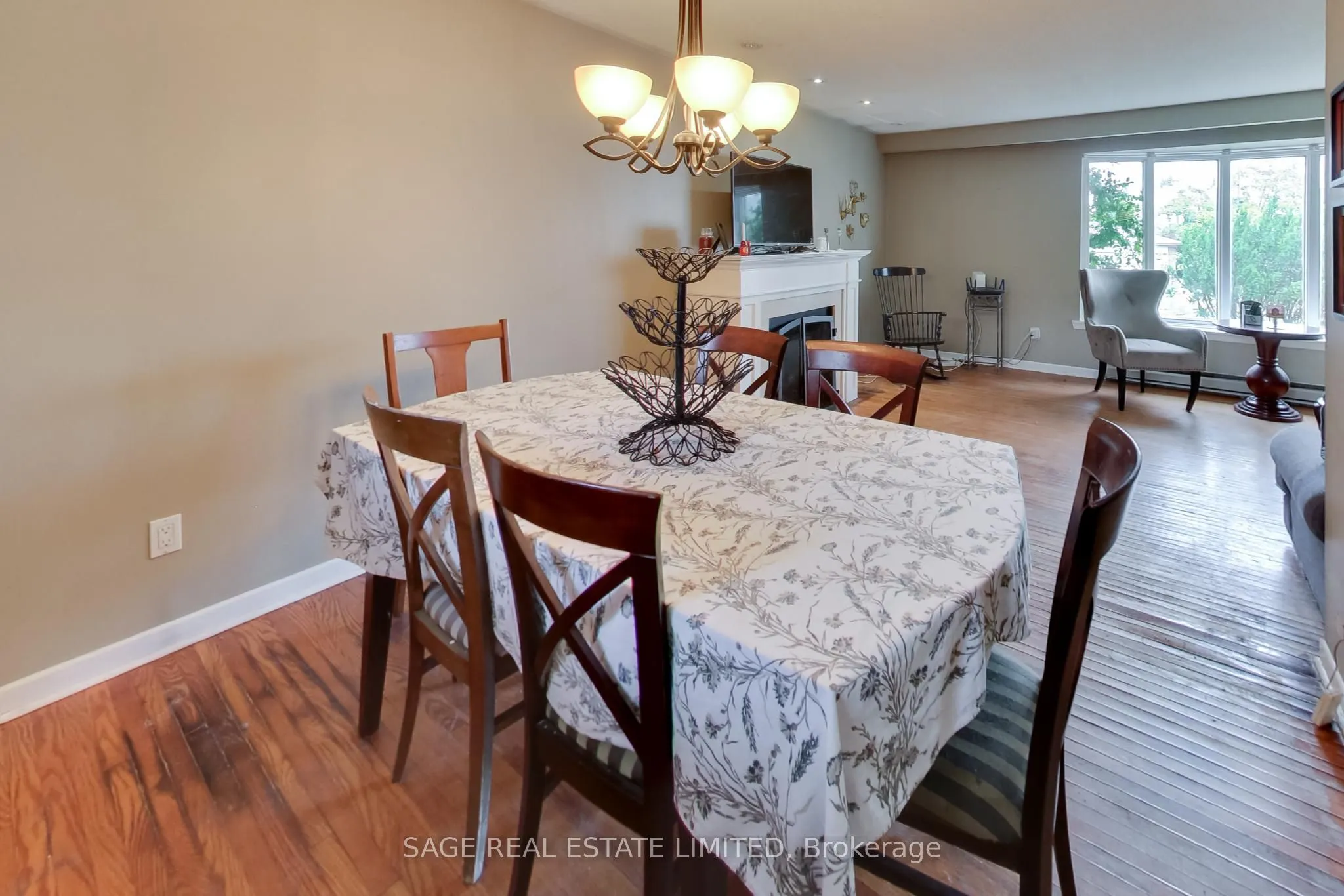 6 Dunsinane Drive