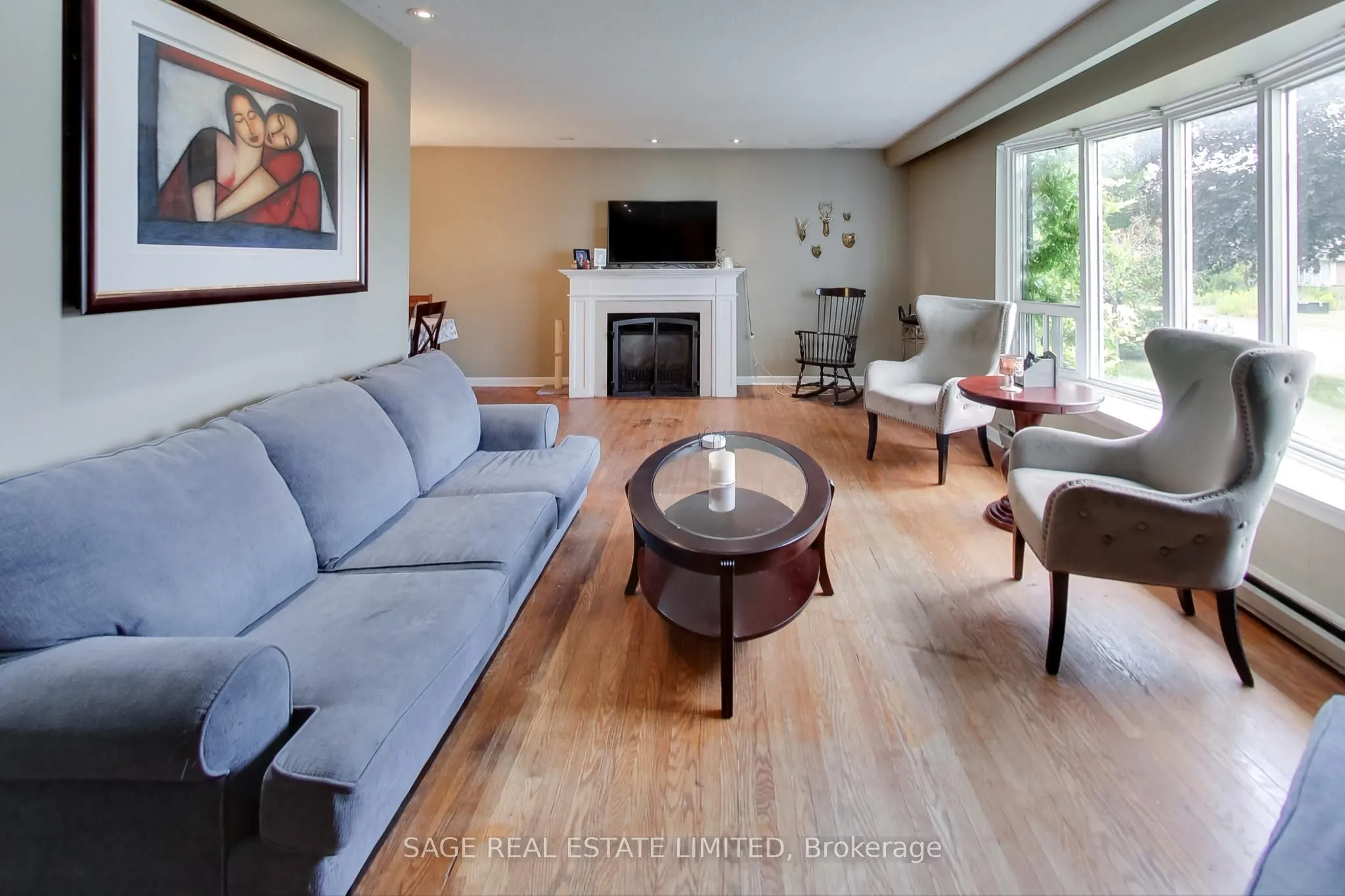 6 Dunsinane Drive