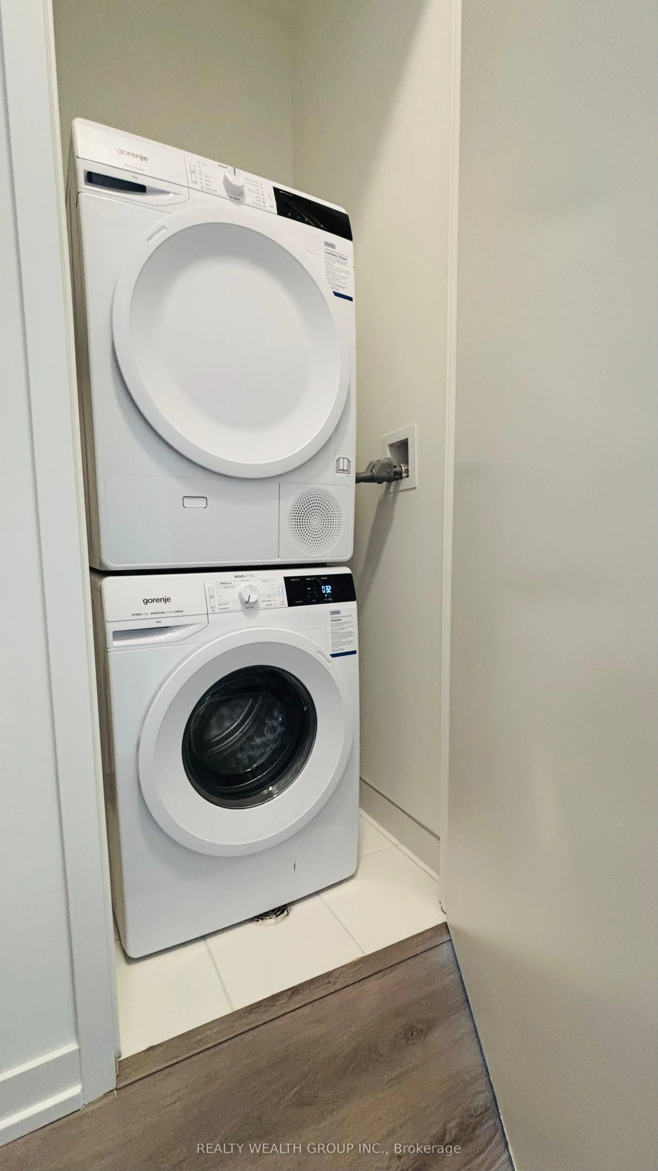 28 Interchange Way, #3103