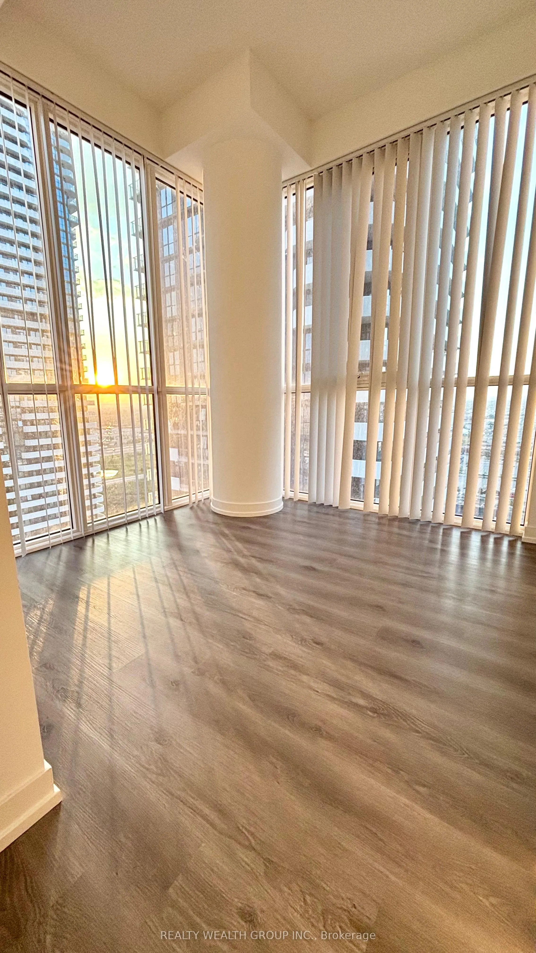 28 Interchange Way, #3103