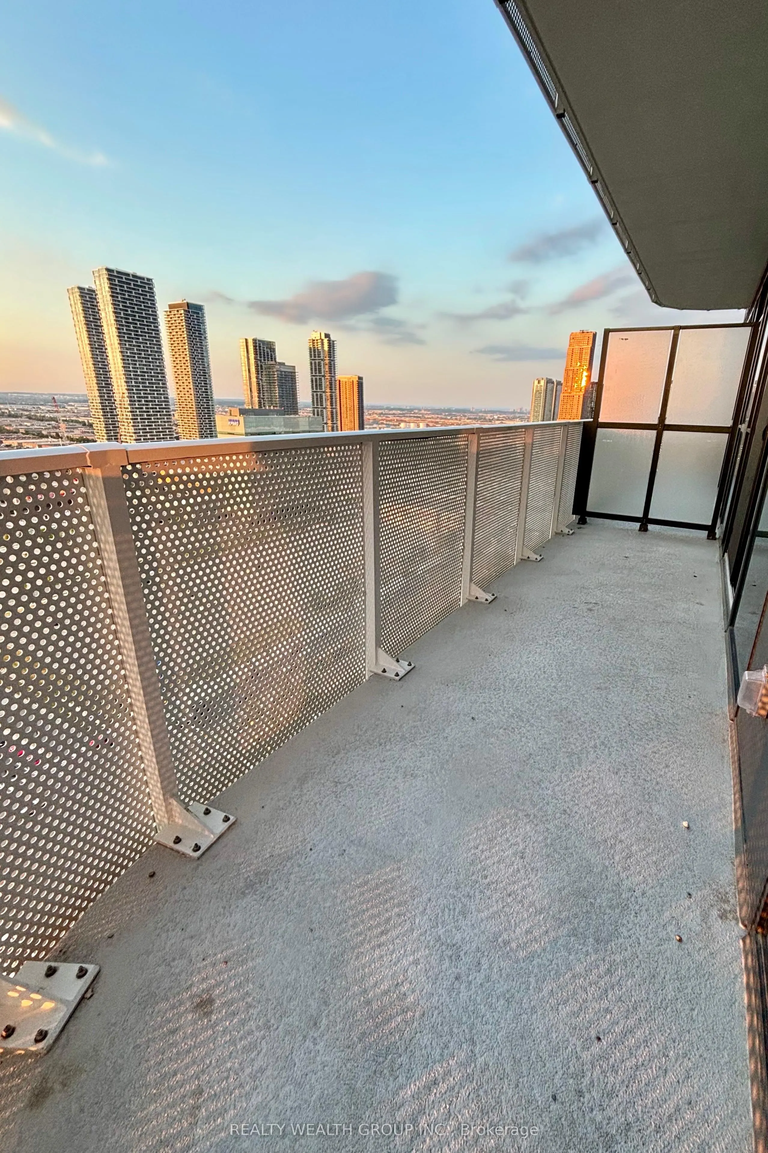 28 Interchange Way, #3103