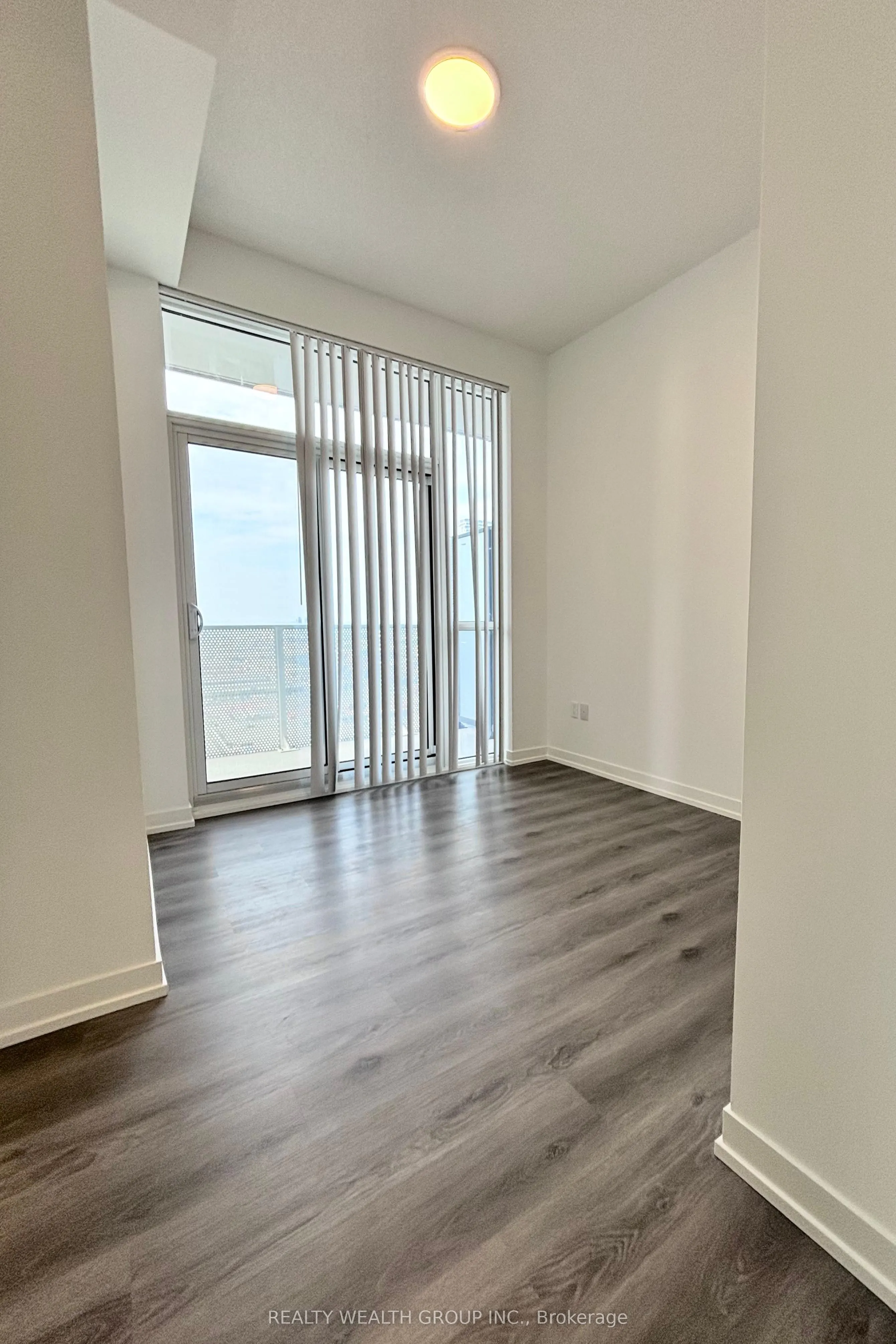 28 Interchange Way, #3103
