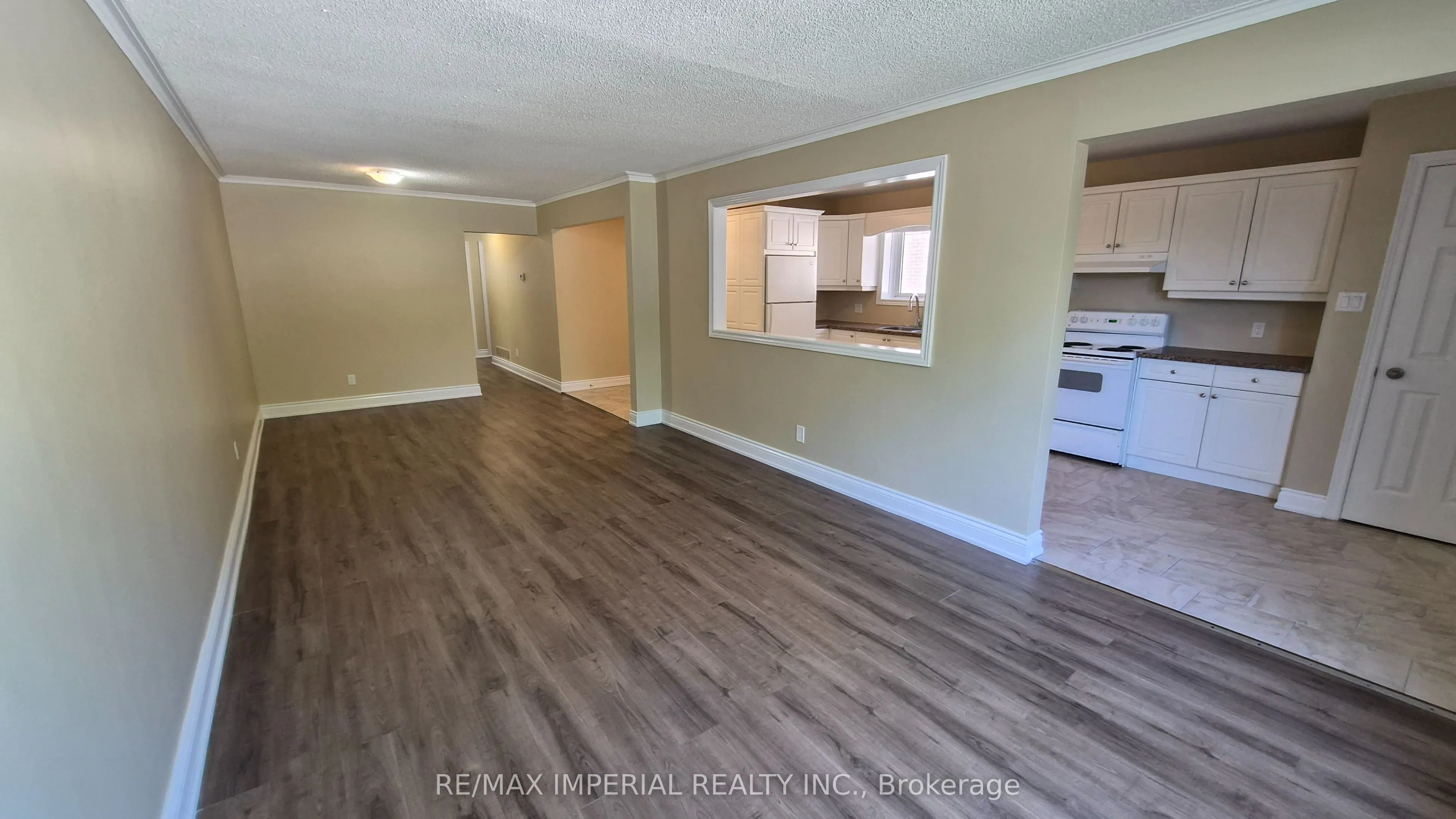 552 Heman Street, #Main Floor
