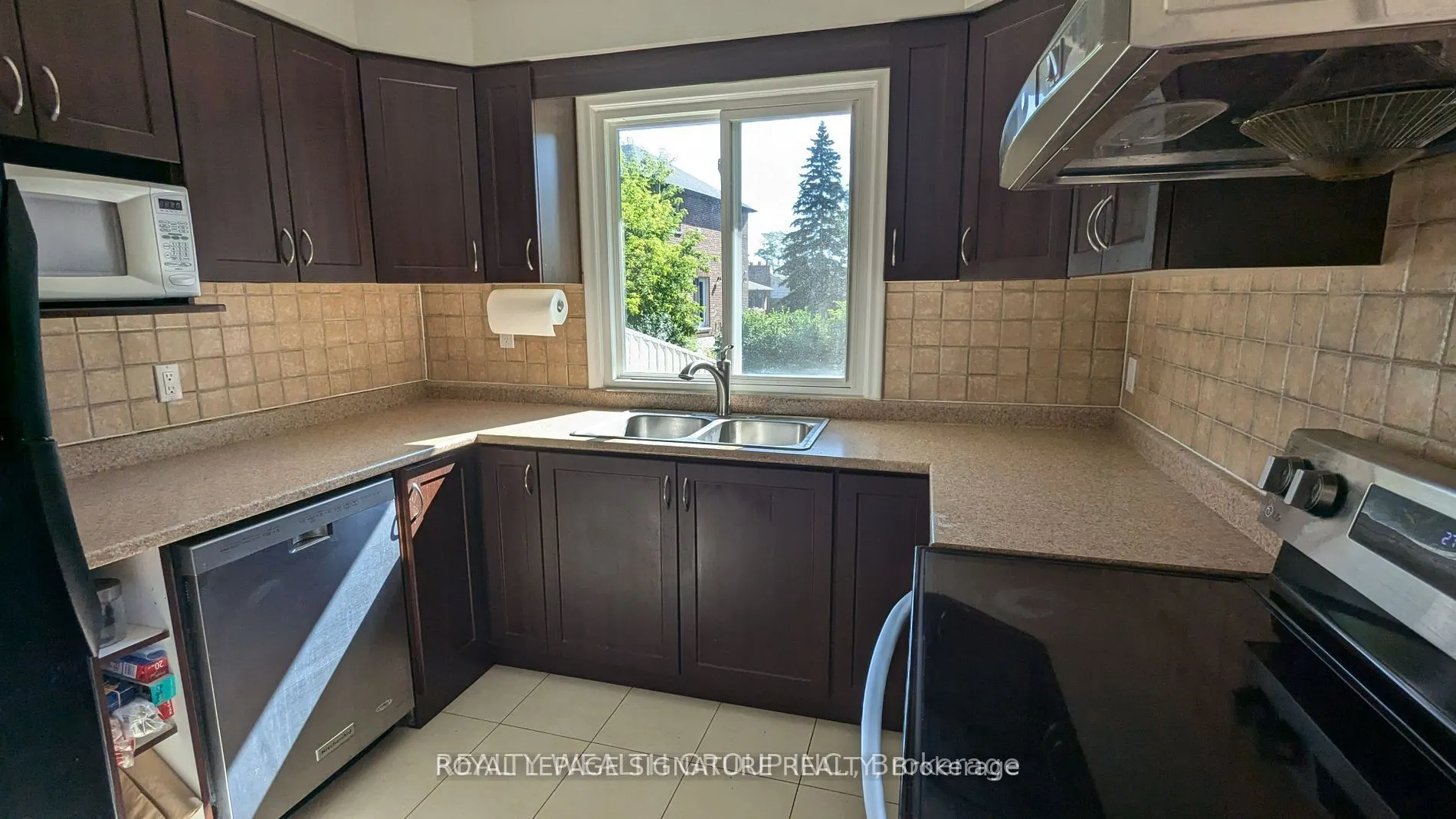 193 Lucas Street, #Main
