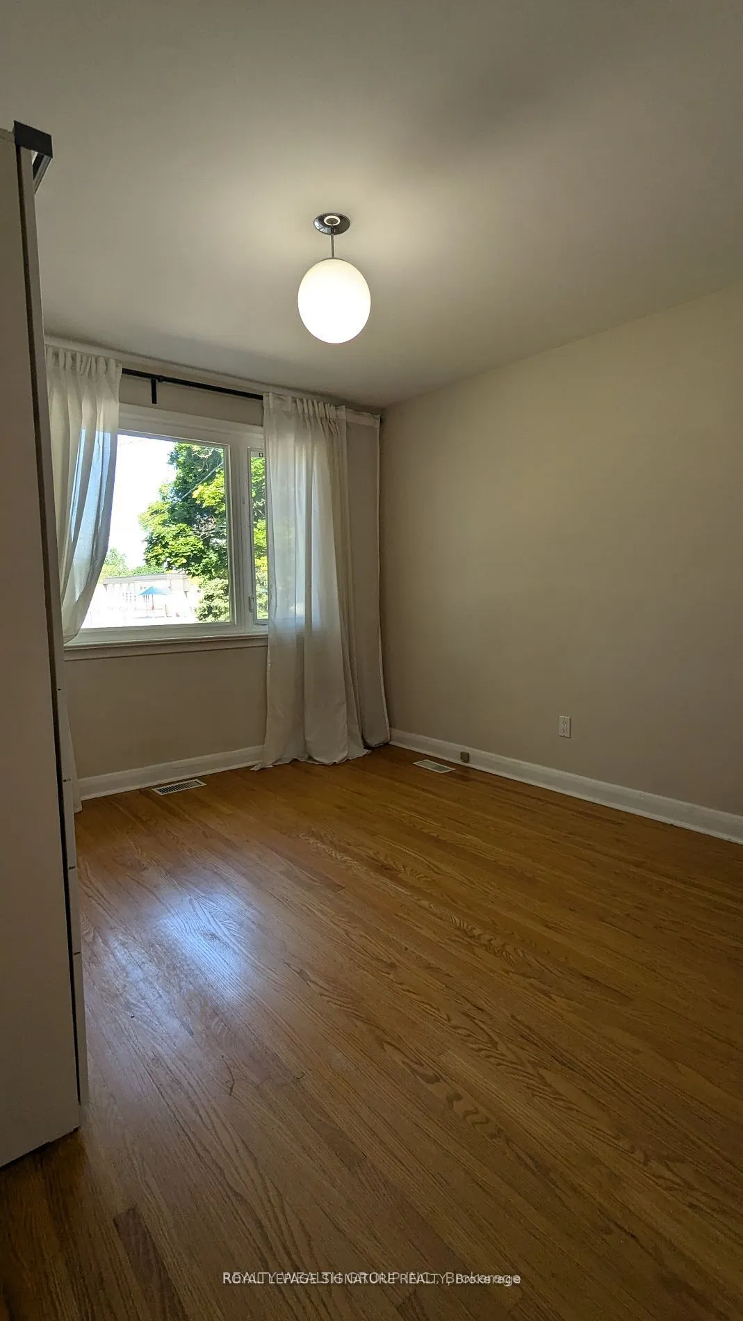 193 Lucas Street, #Main