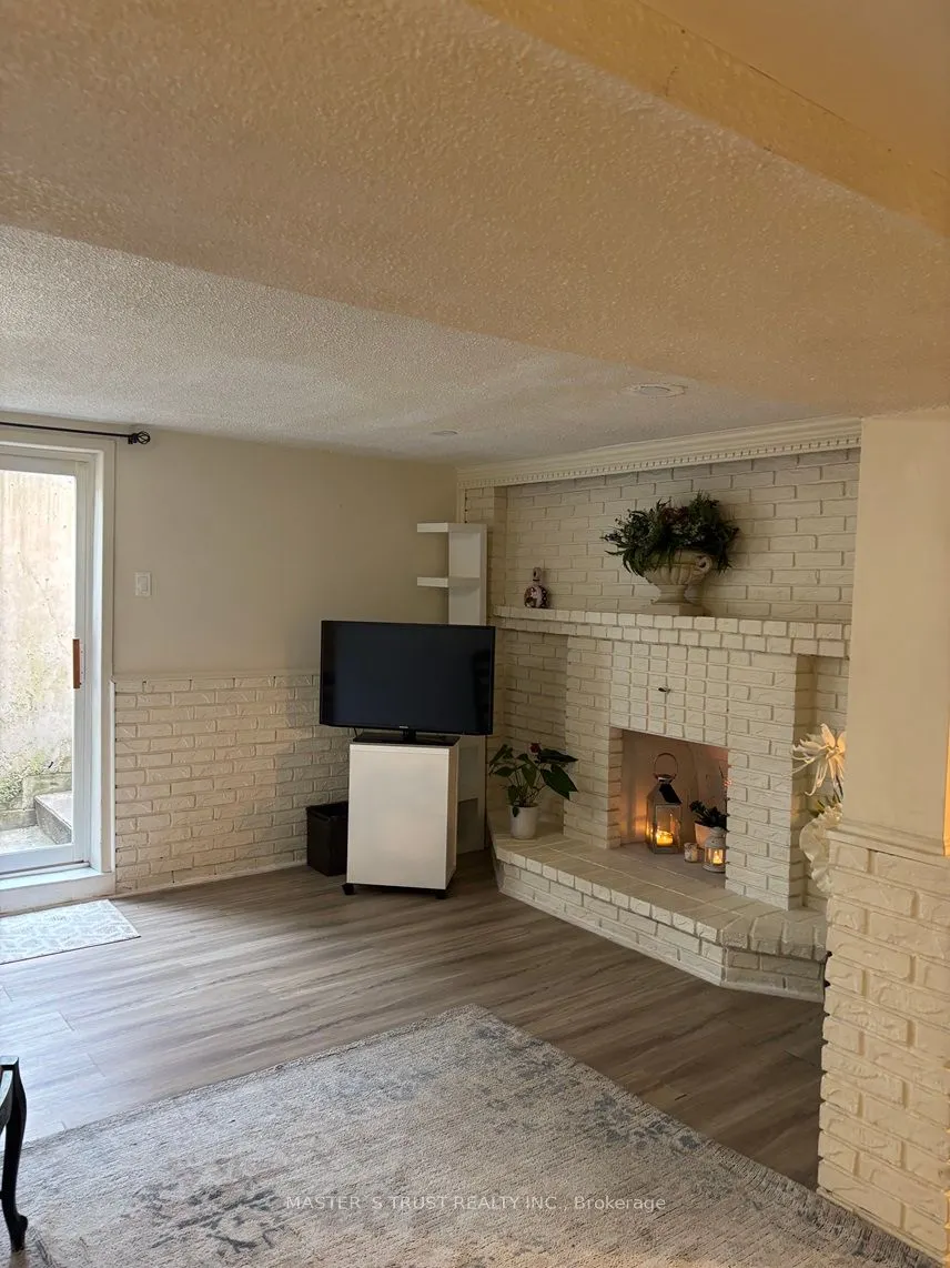 44 Bordeaux Drive