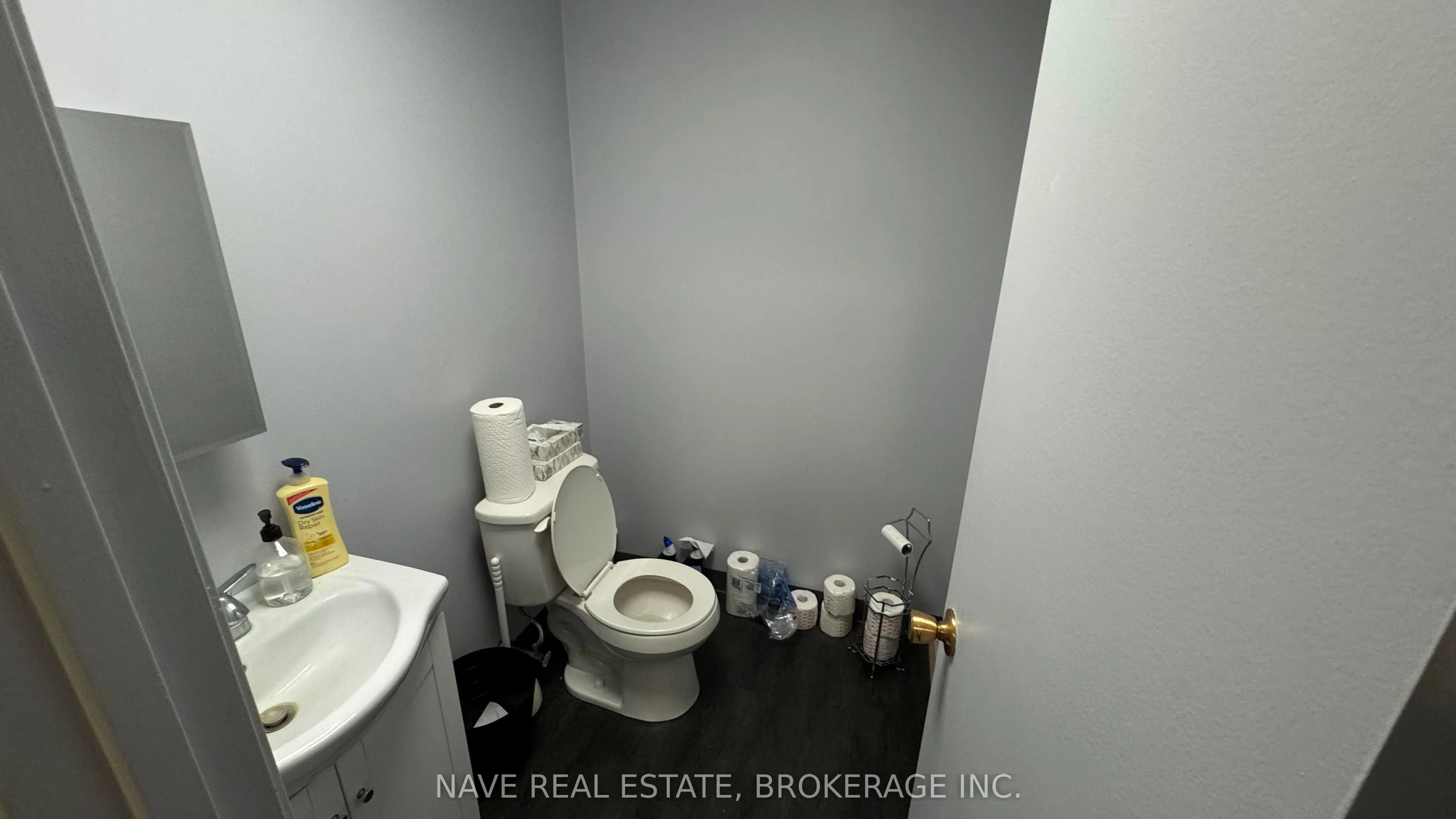 16925 Yonge Street, #19