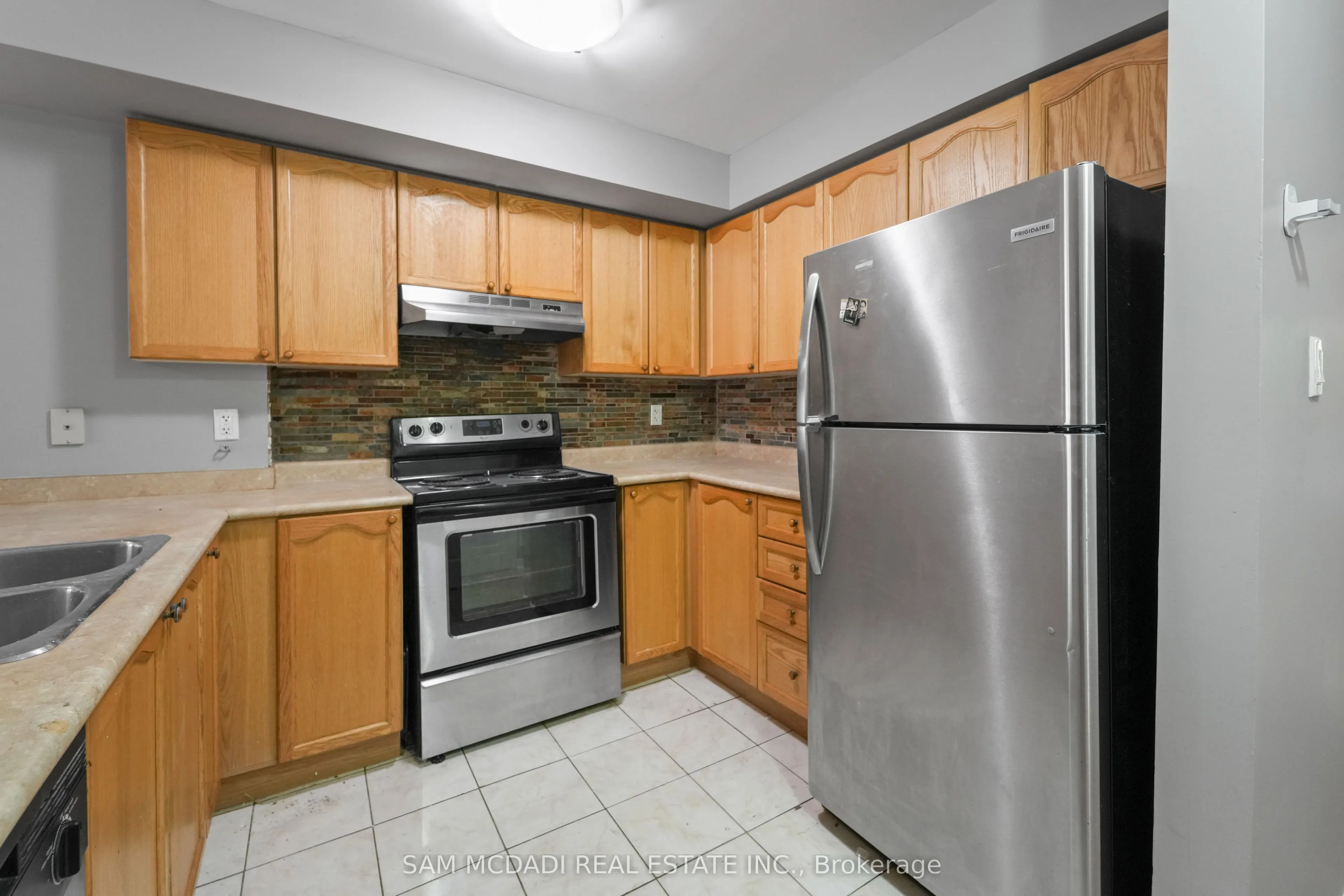 310 John Street, #170