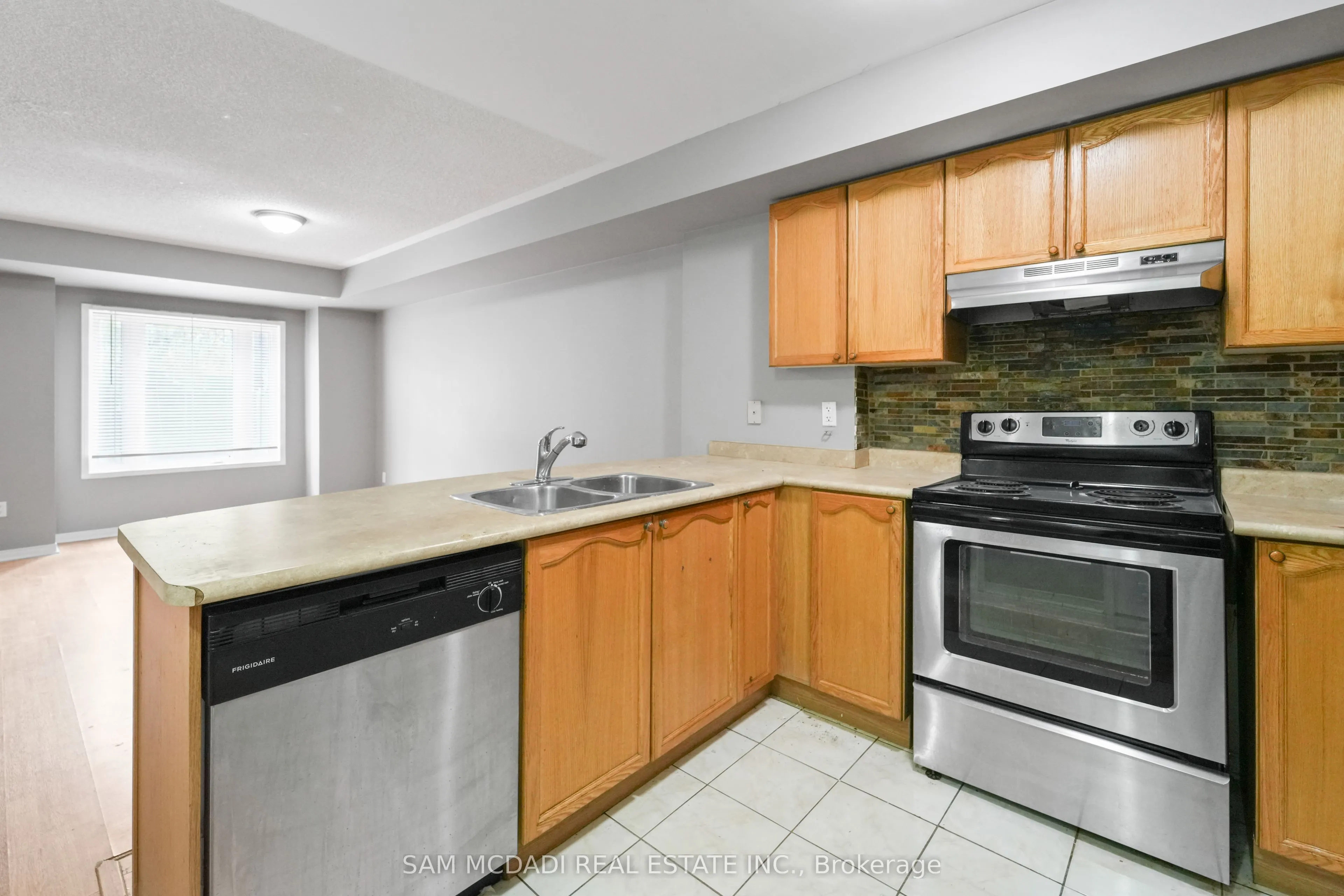 310 John Street, #170