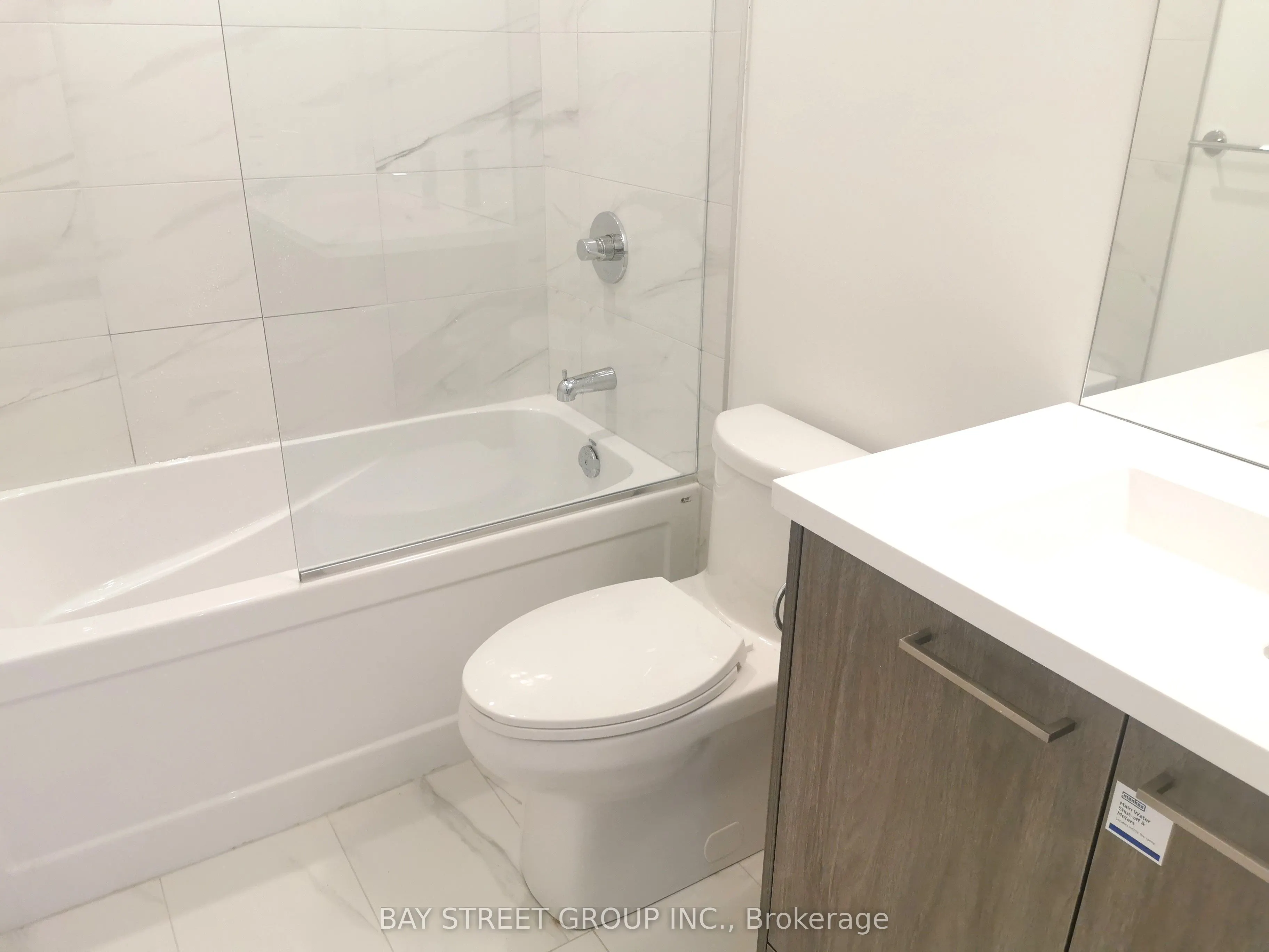 28 Interchange Way, #3616