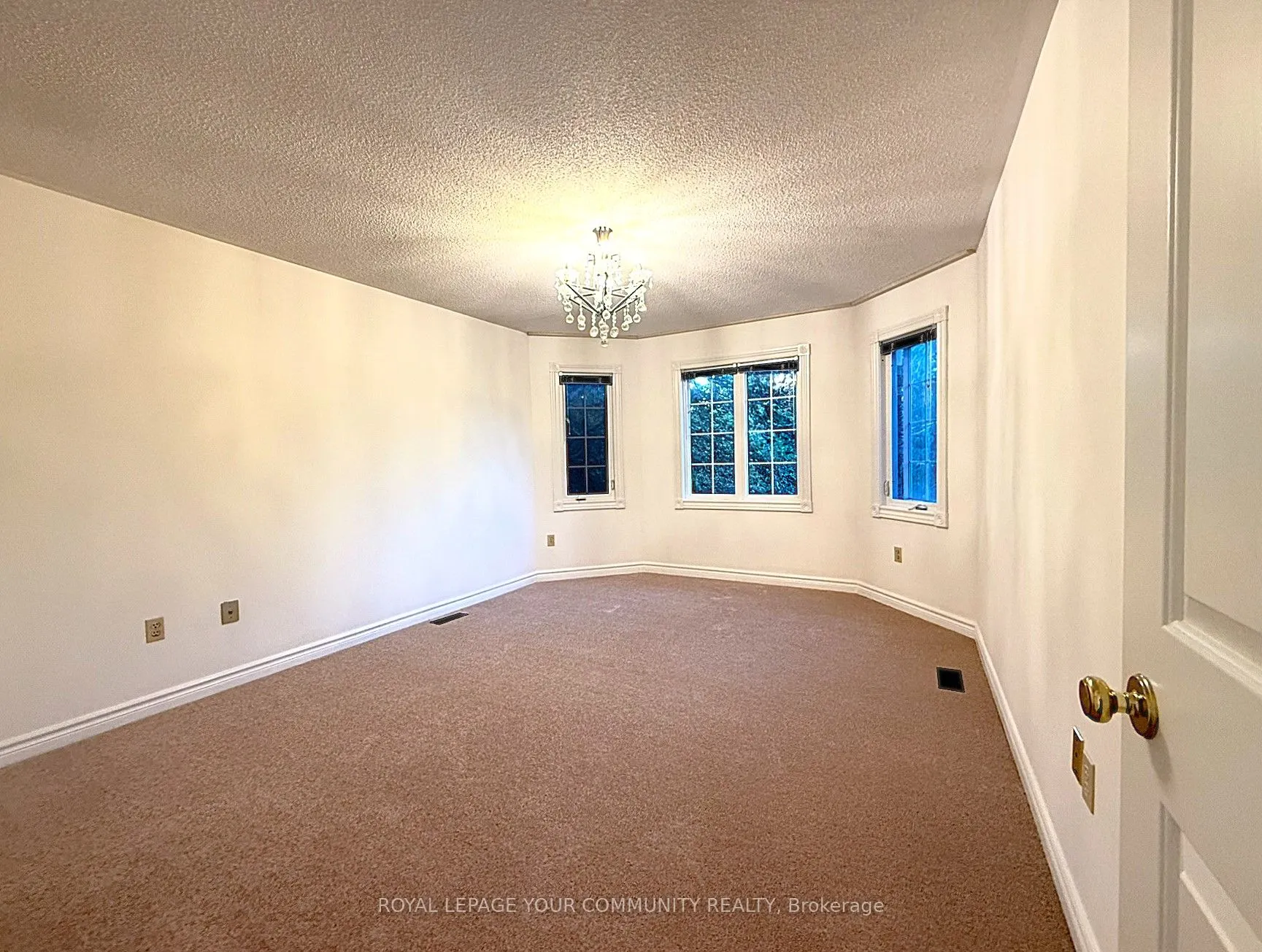 7 Crescentview Road