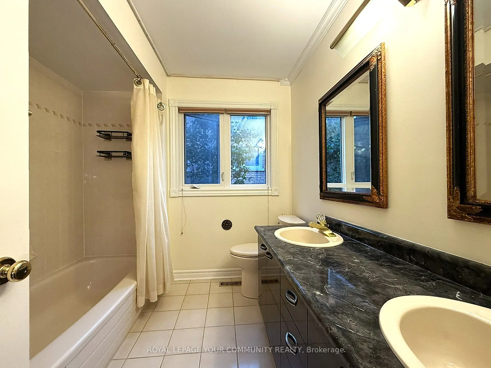 7 Crescentview Road