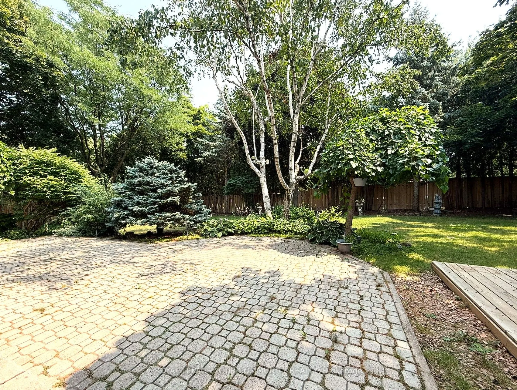 7 Crescentview Road