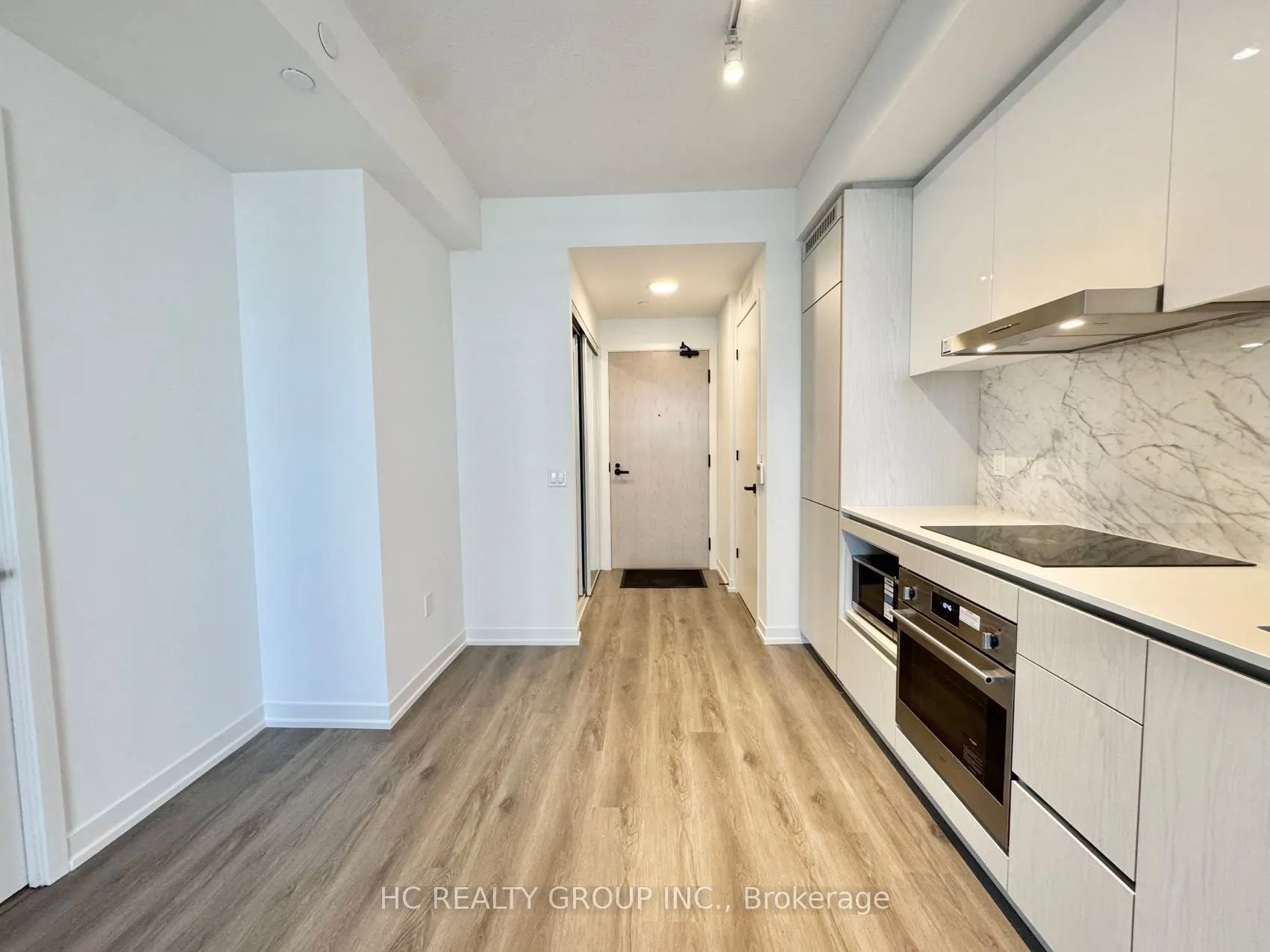 28 Interchange Way, #3602