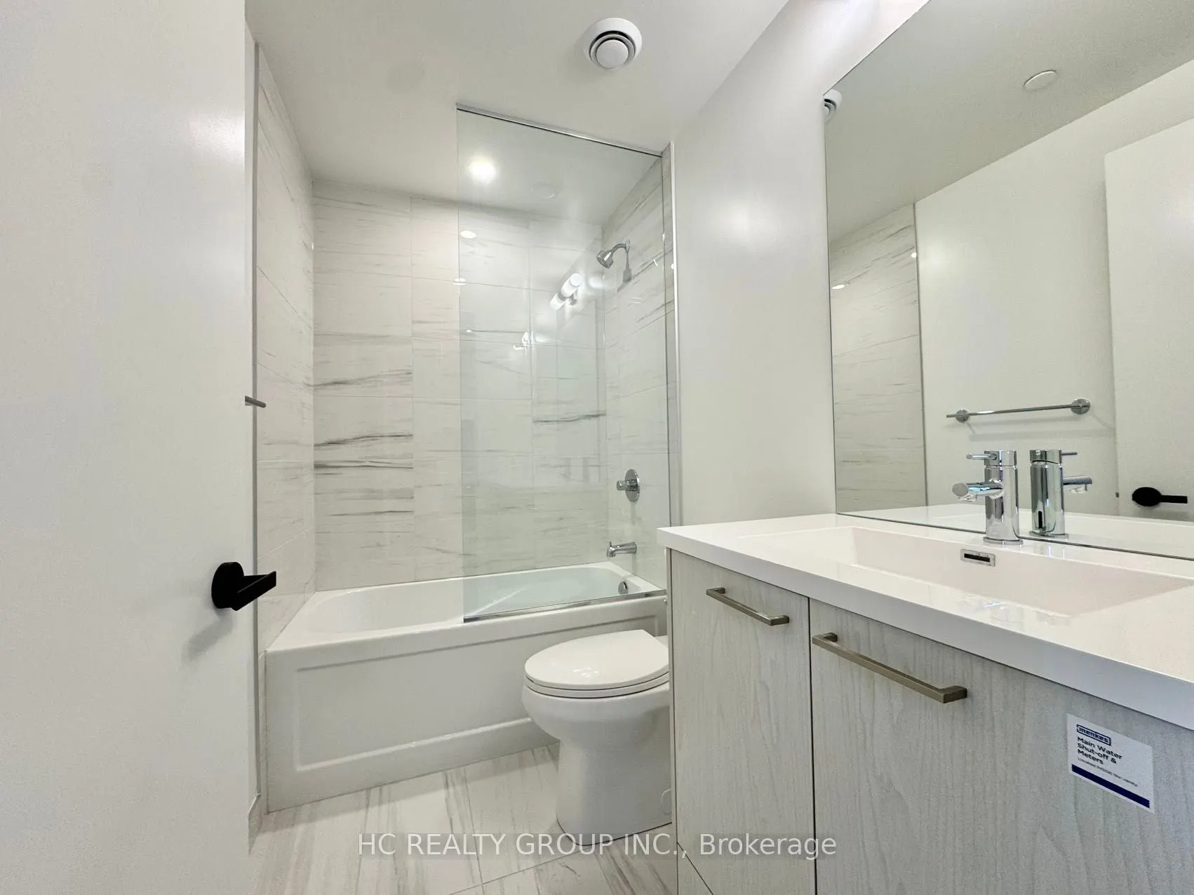 28 Interchange Way, #3602