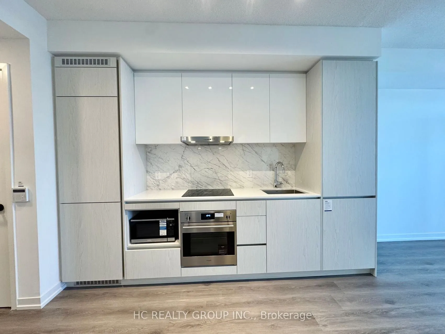 28 Interchange Way, #3602