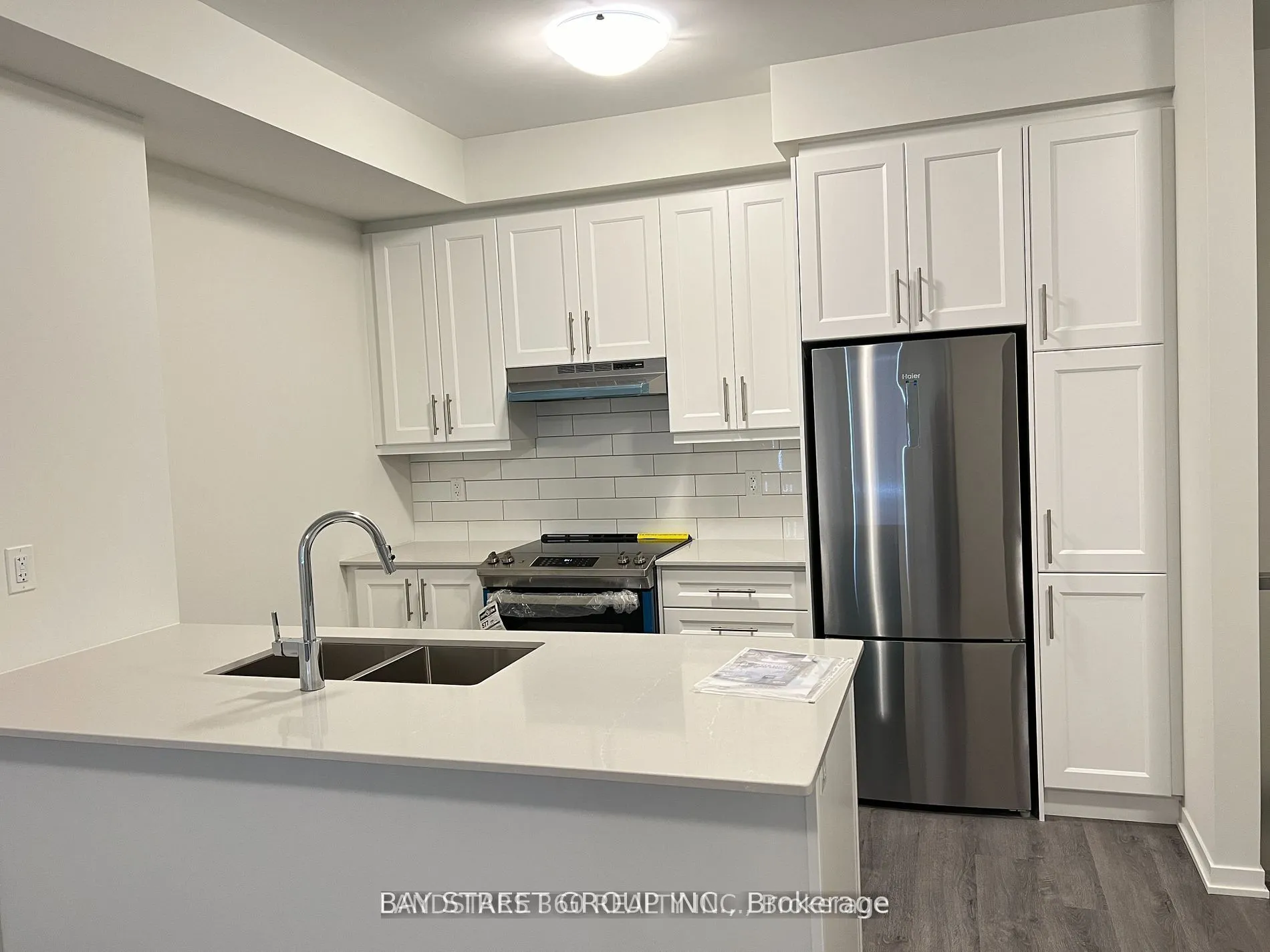 140 HONEYCRISP Crescent, #293