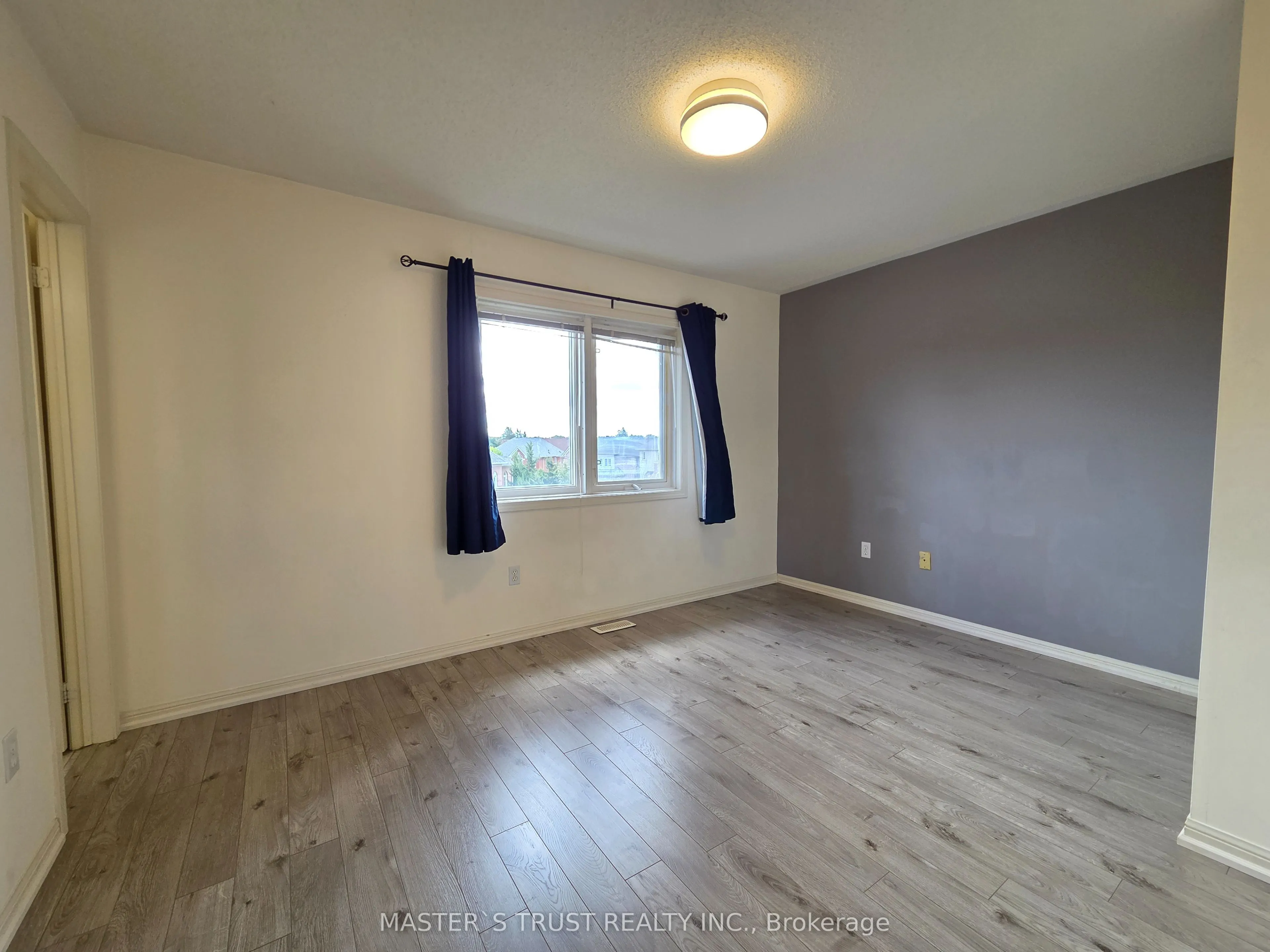 5 Nakina Way, #18