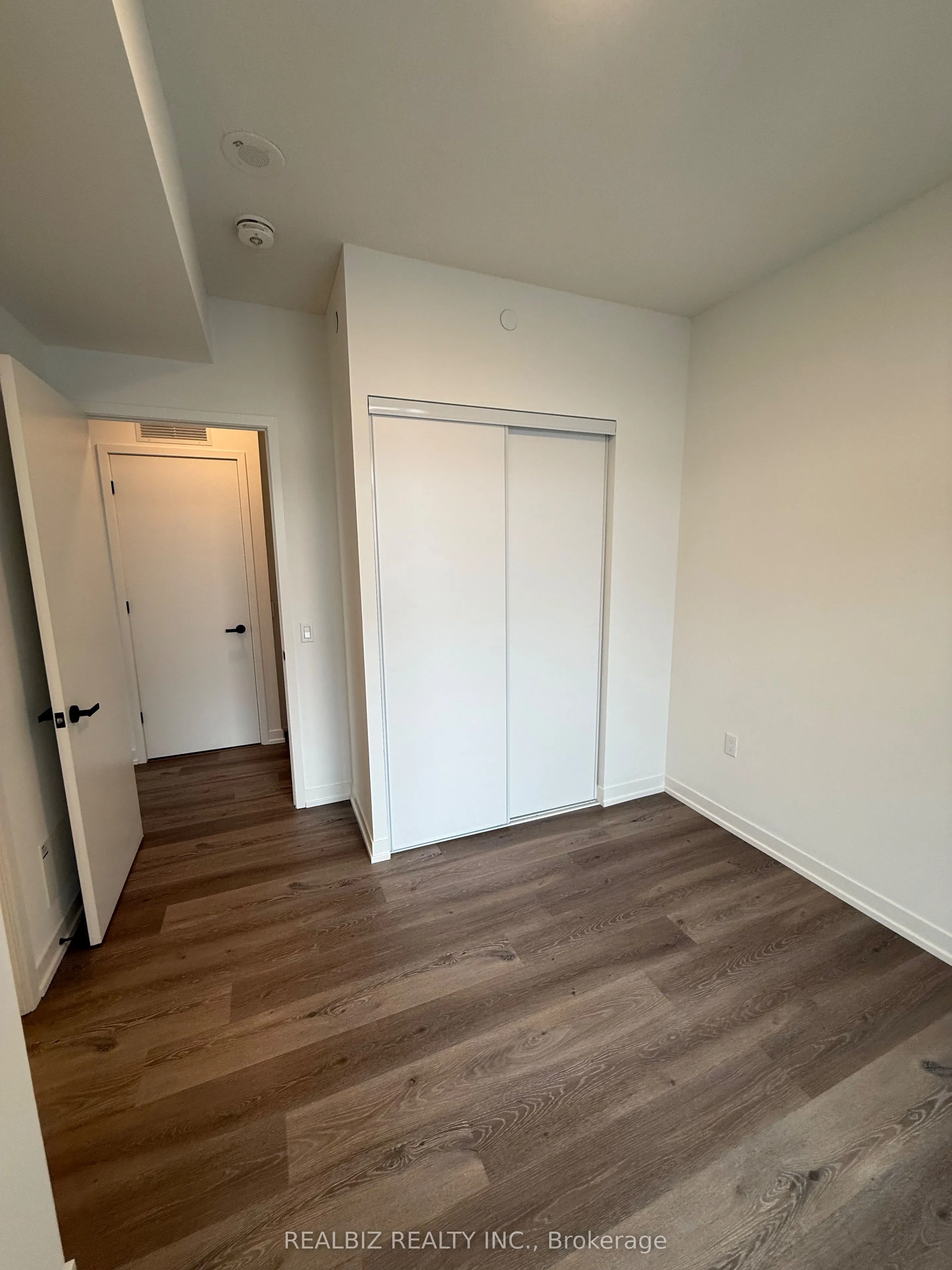 28 Interchange Way, #3505