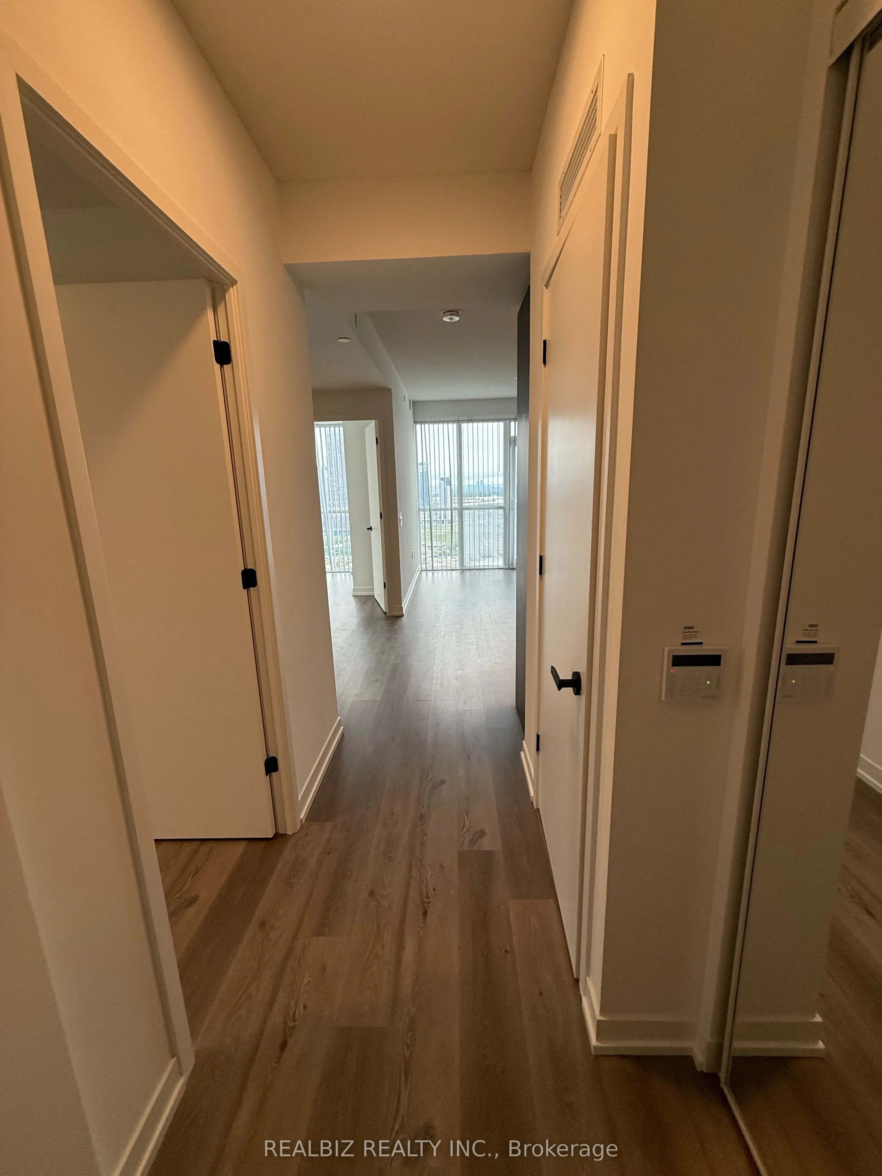 28 Interchange Way, #3505