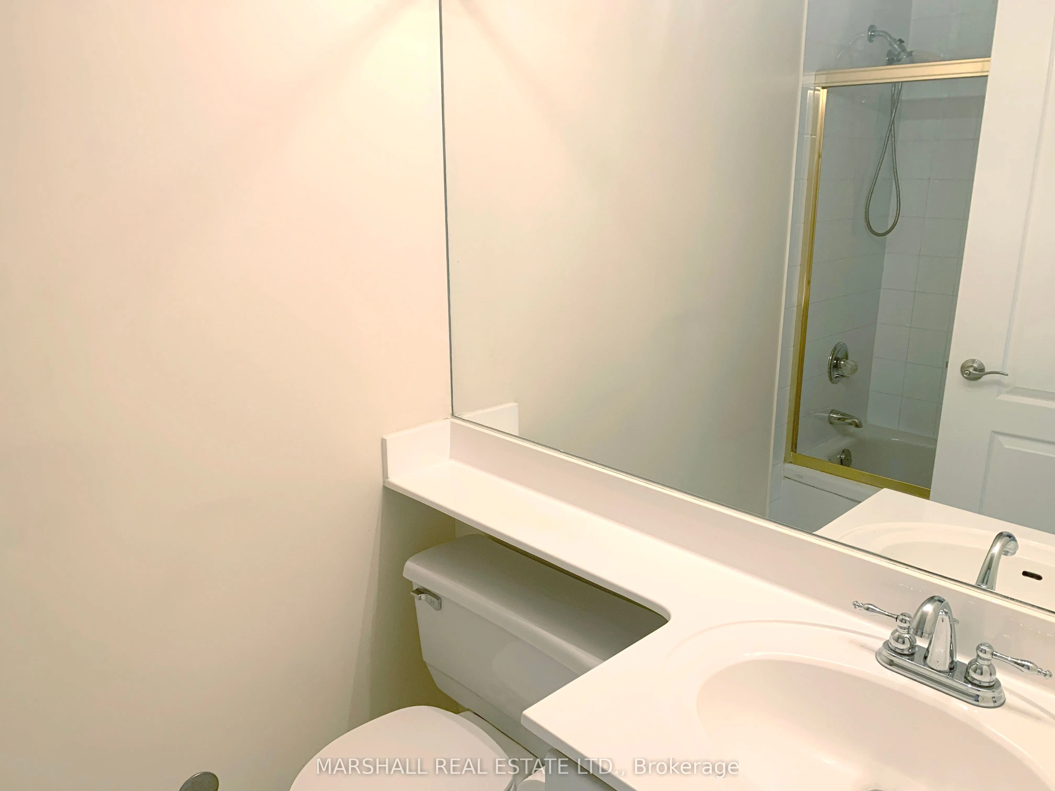 7 Townsgate Drive, #1111