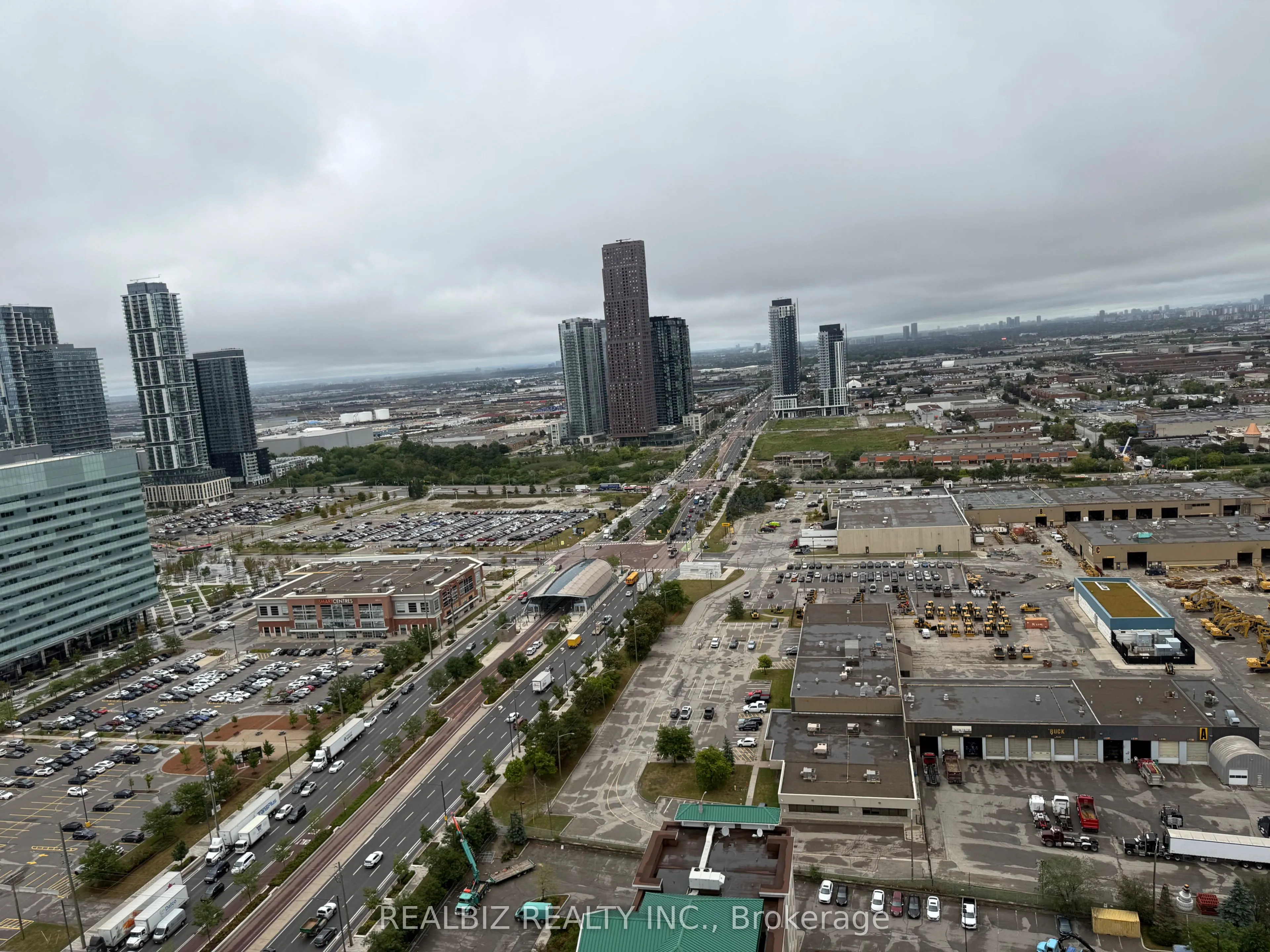 28 Interchange Way, #3506