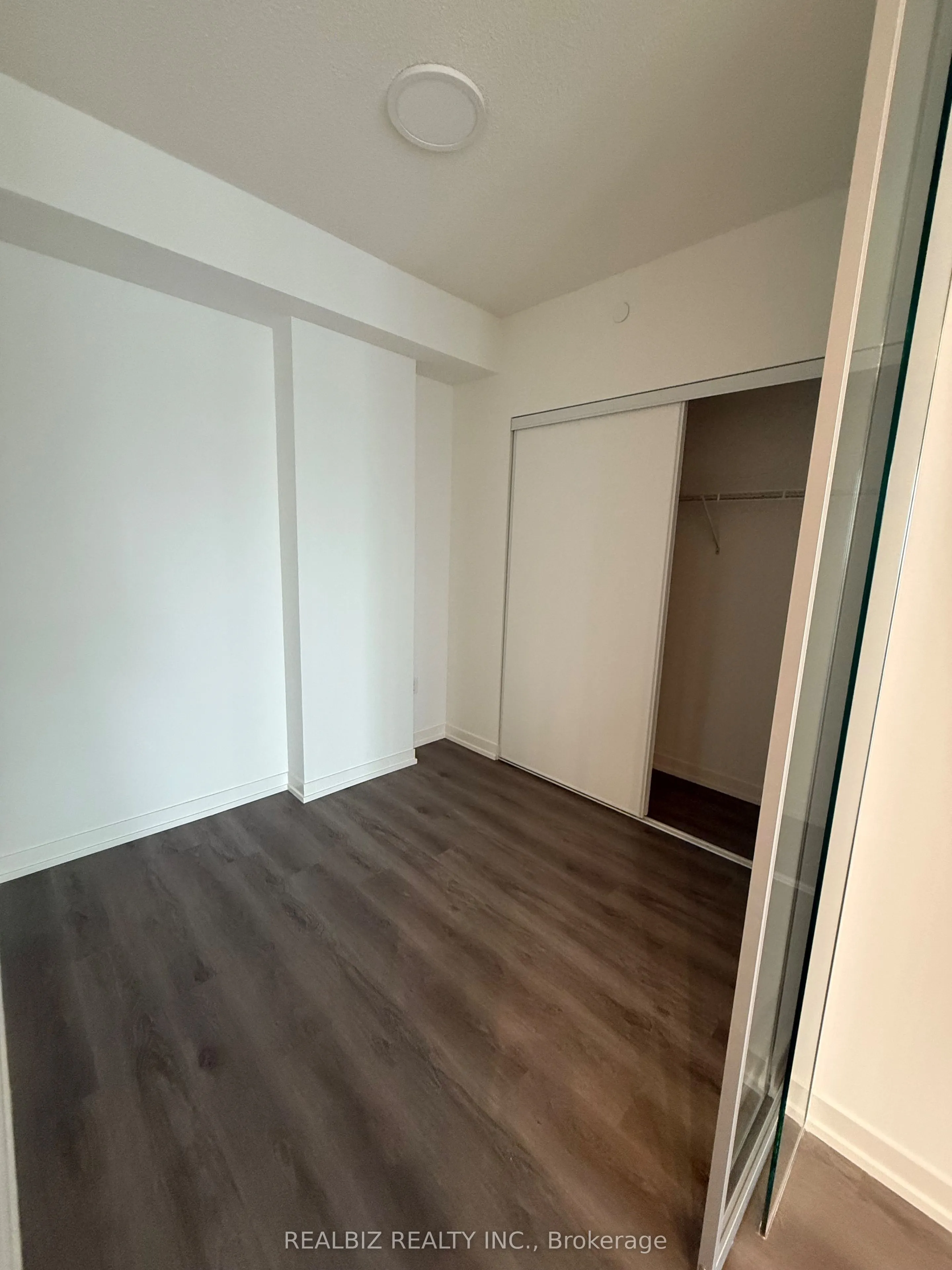 28 Interchange Way, #3506