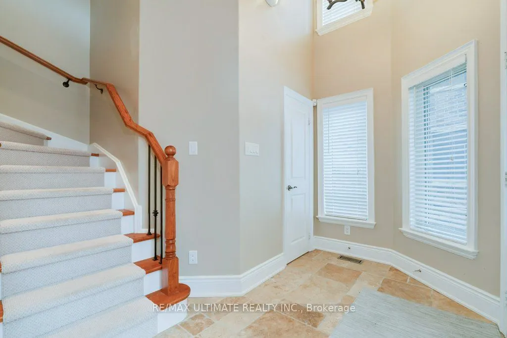 5737 Lakeshore Road