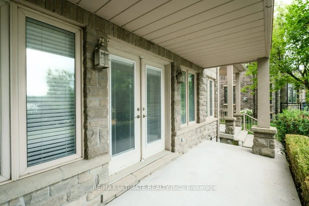 5737 Lakeshore Road