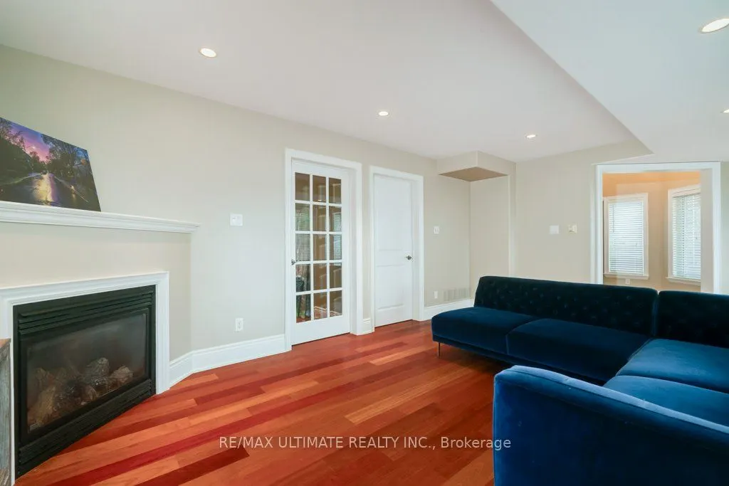 5737 Lakeshore Road