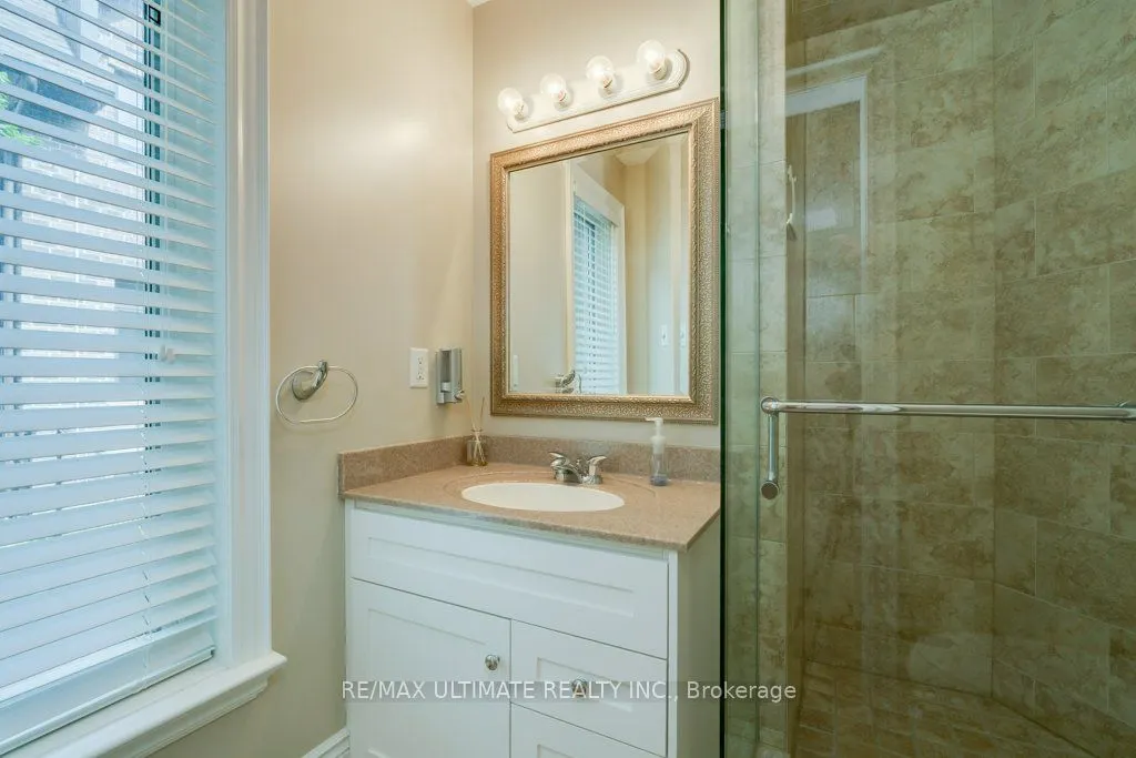 5737 Lakeshore Road