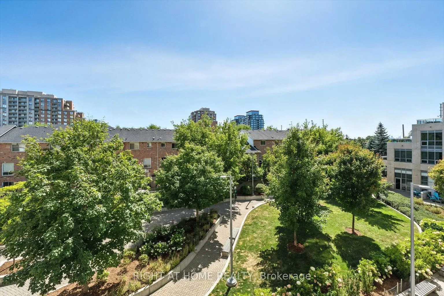 9199 Yonge Street, #303
