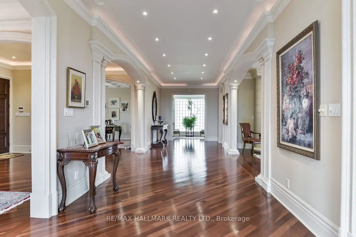 776 Woodland Acres Crescent