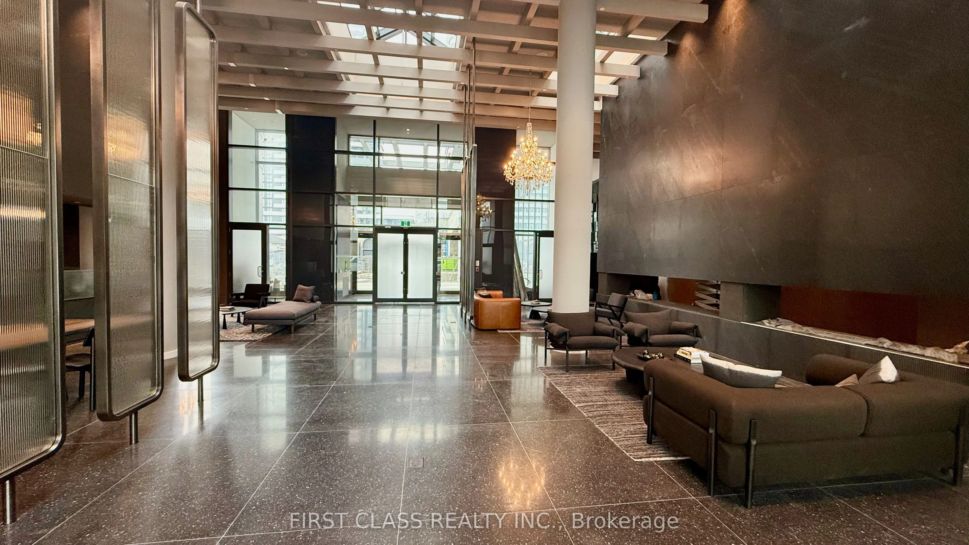 28 Interchange Way, #2512