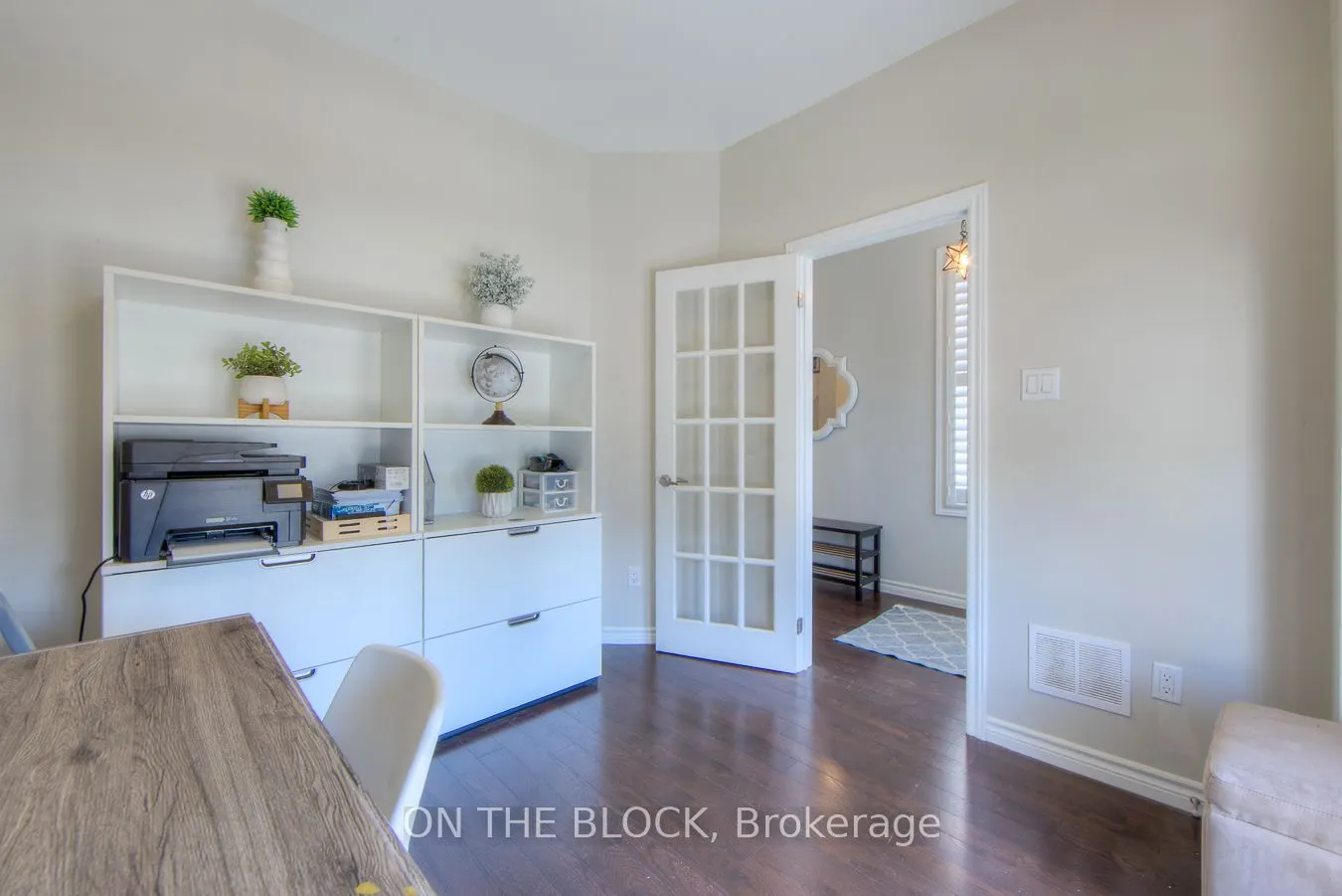 59 Hawke Crescent