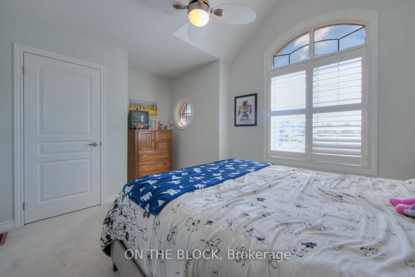 59 Hawke Crescent