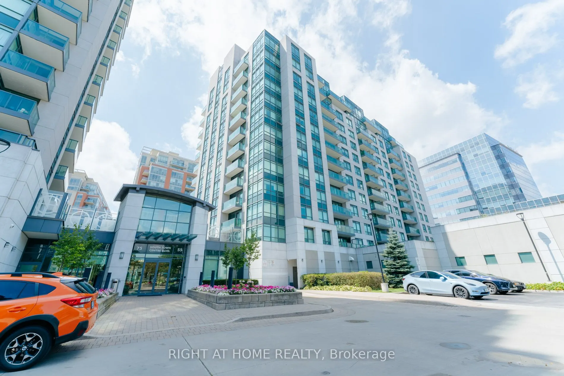 55 South Town Centre Boulevard, #605